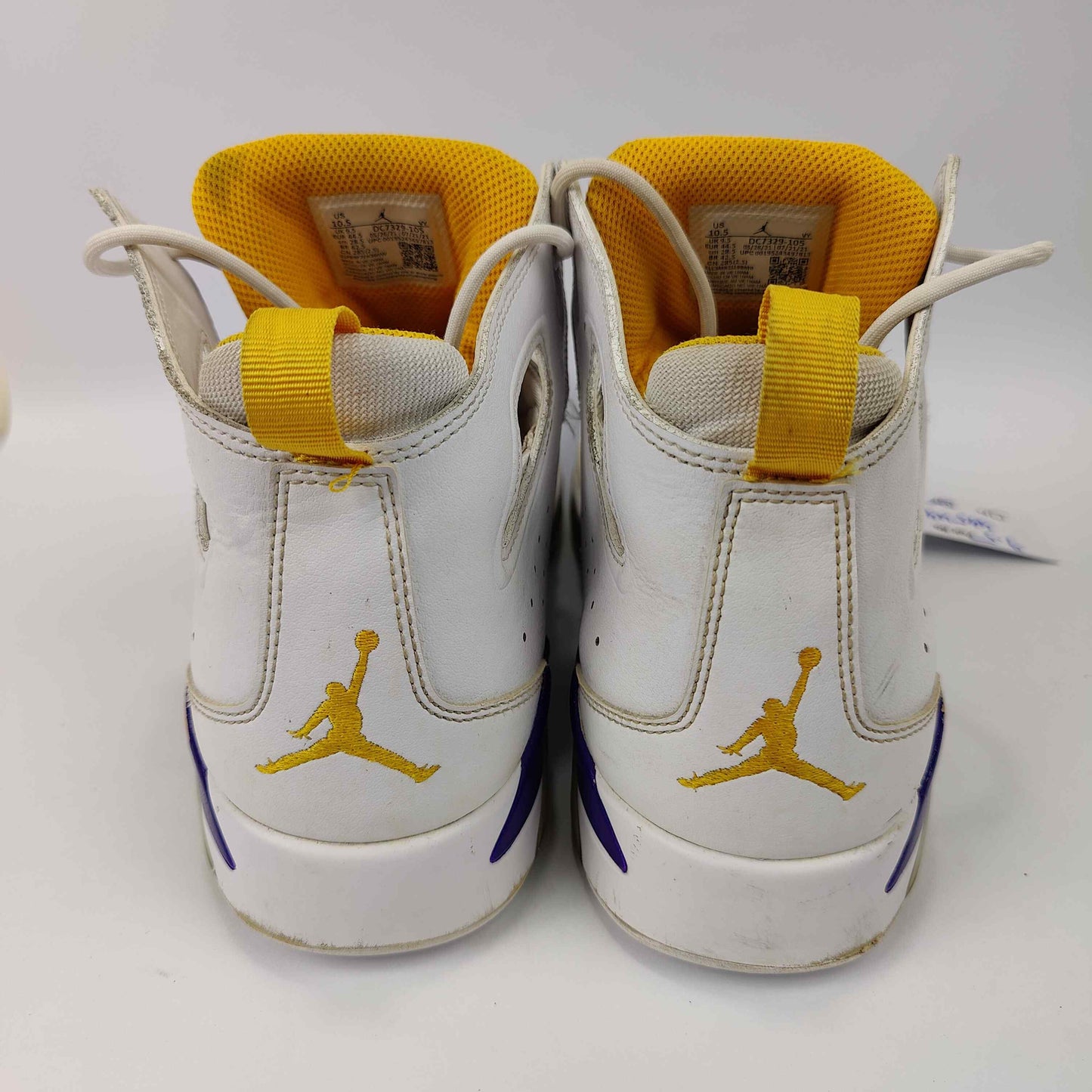 Jordan Flight Club 91 (UK 9.5) - White - 4454416