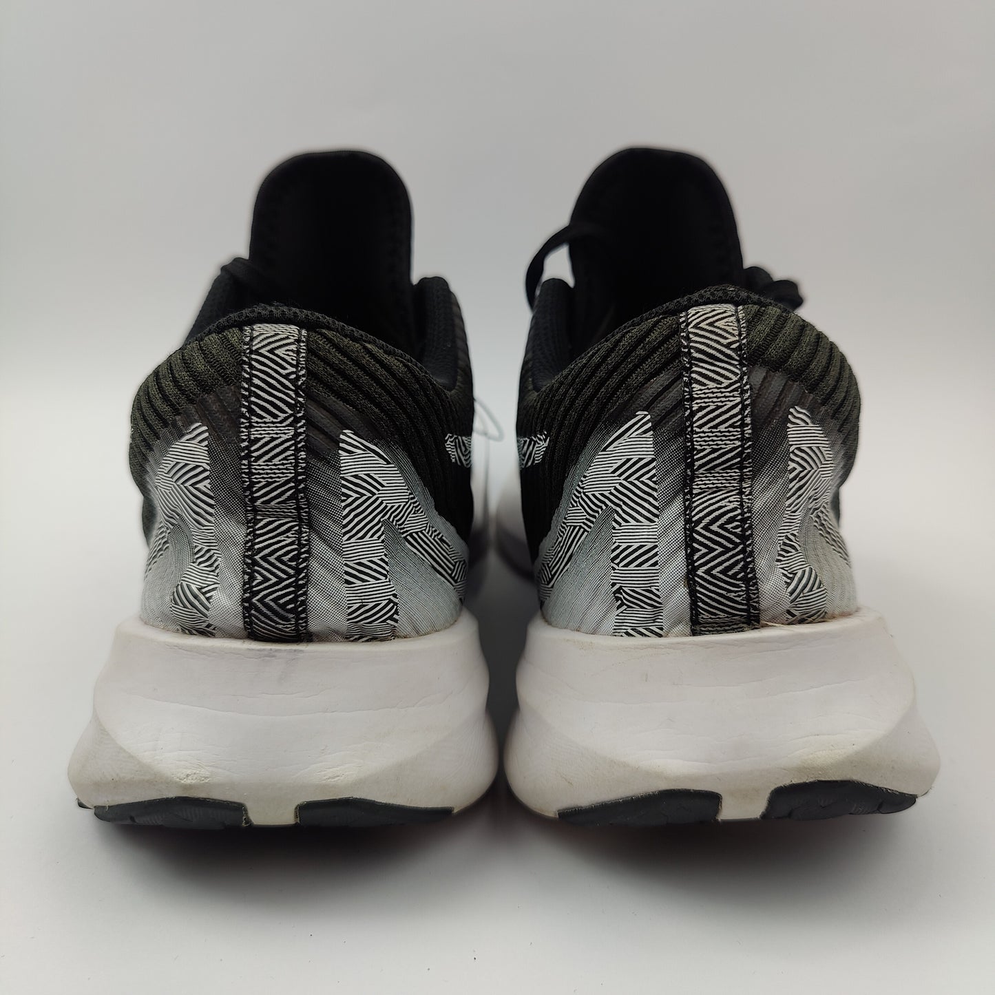 Asics Versablast (UK/PK 8) - Black - 4257863