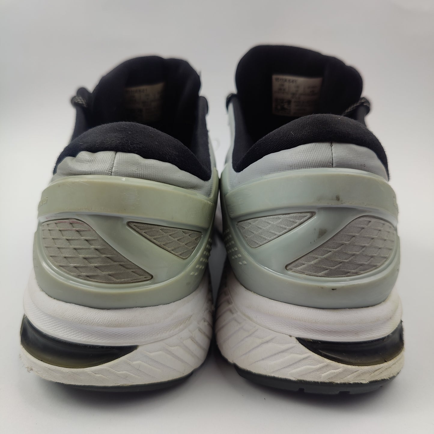 ASICS Gel-Kayano 26 (UK/PK 10) - Grey - 4508045