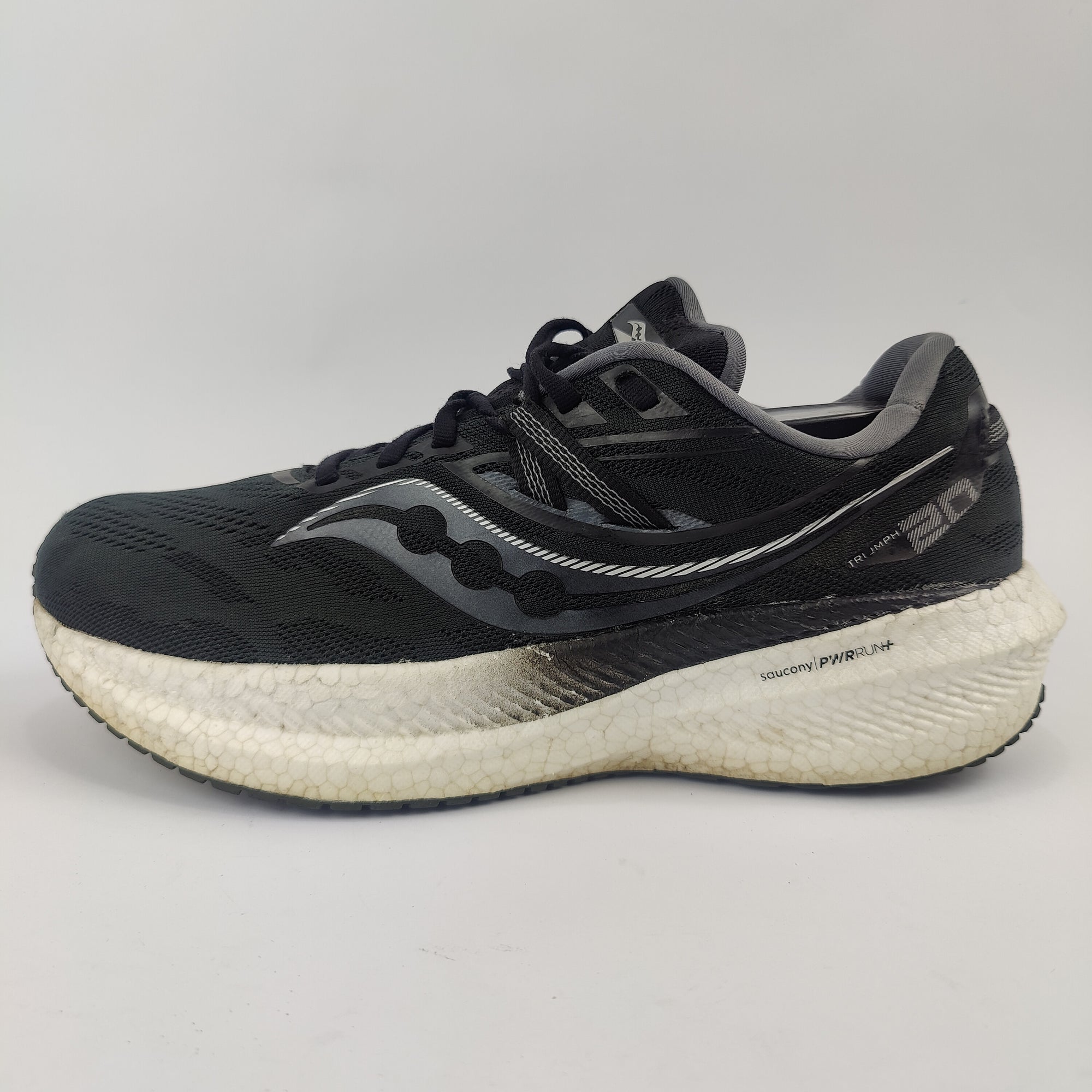 Saucony Triumph 20 (UK/PK 9) - Black - 4408267