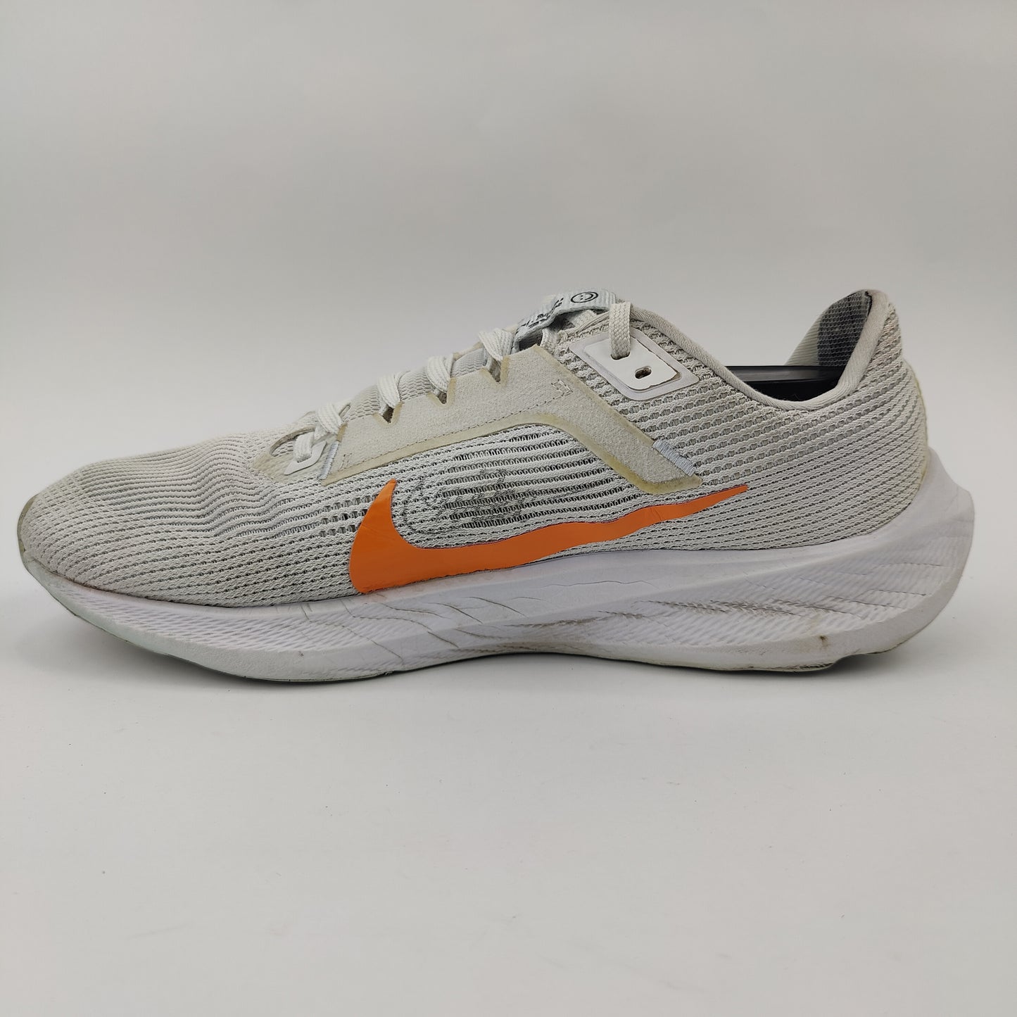 Nike Air Zoom Pegasus 40 (UK/PK 9.5) - Grey - 4458260