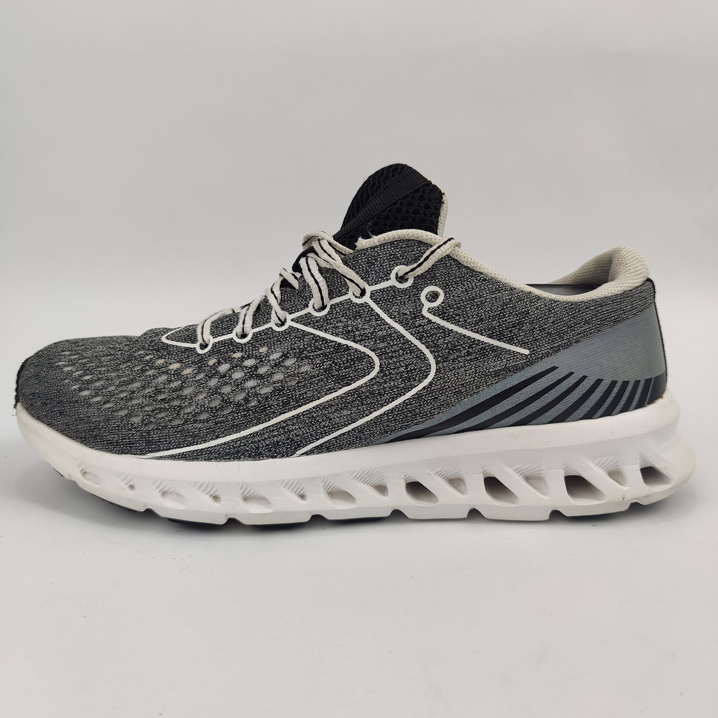 AVIA Tech Athletic (UK/PK 7) - Grey - 4058324