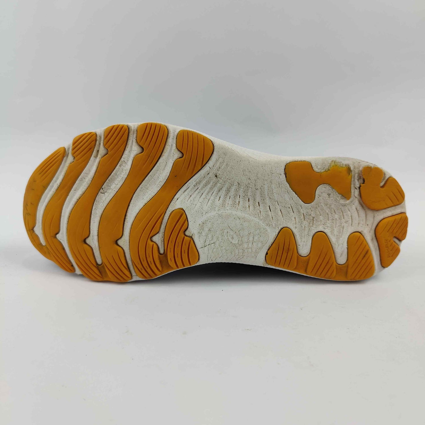 ASICS Gel Nimbus 24 (UK/PK 8.5) - 4358575