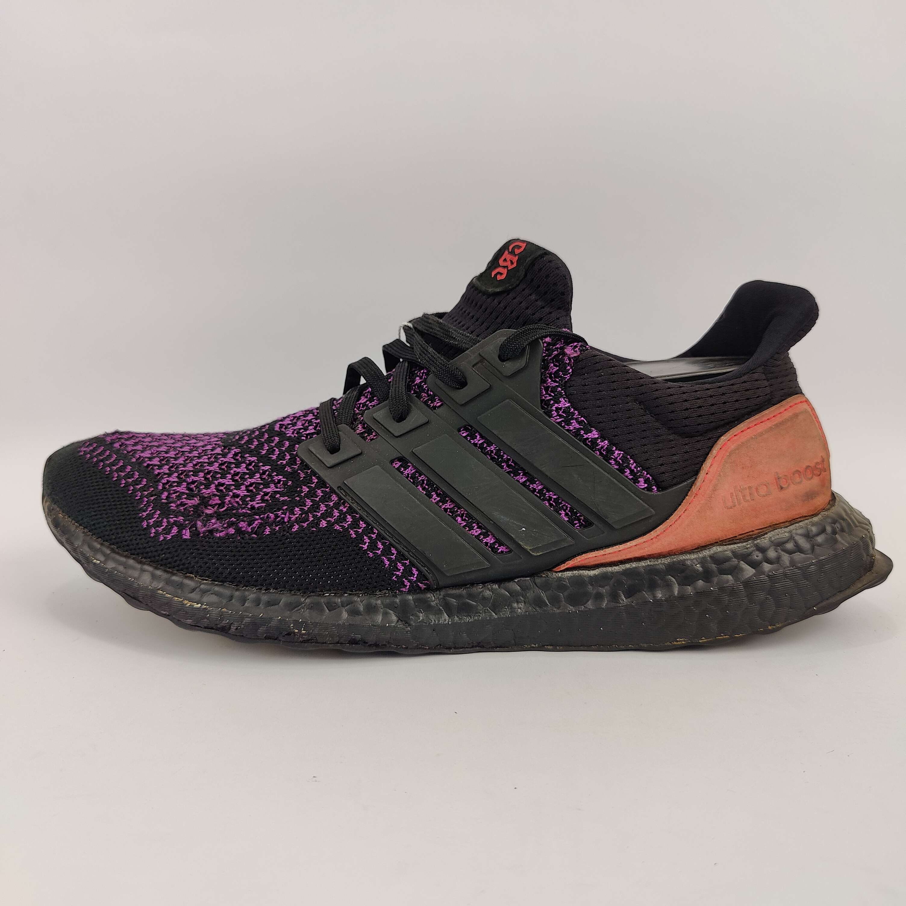 Adidas Ultraboost (UK/PK 10.5) - 4558668