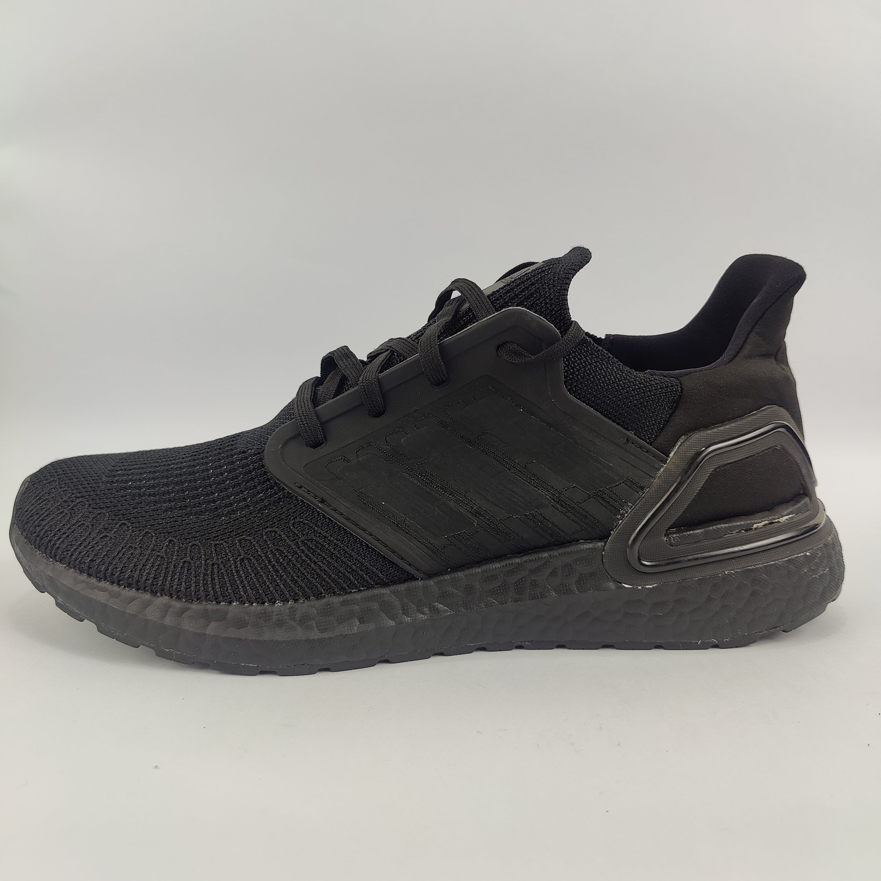 Adidas Ultrabooost 21 (UK/PK 9.5) - 44 | Prime
