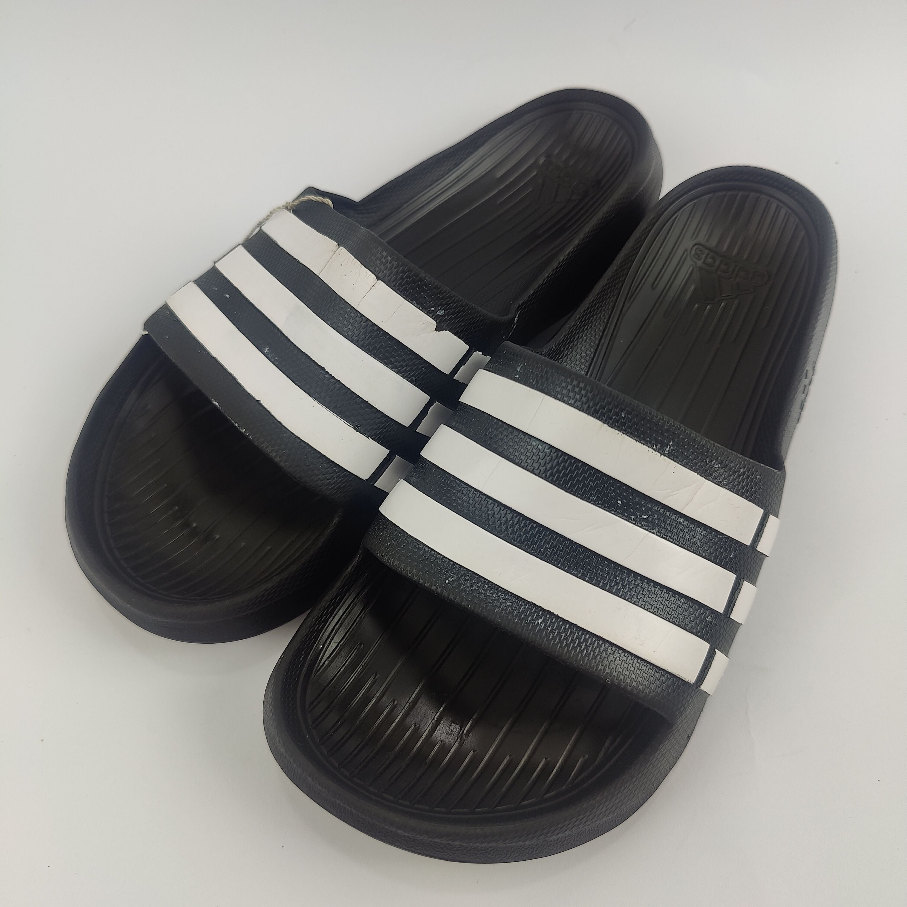 Adidas Slides (UK/PK 7) - 4101085
