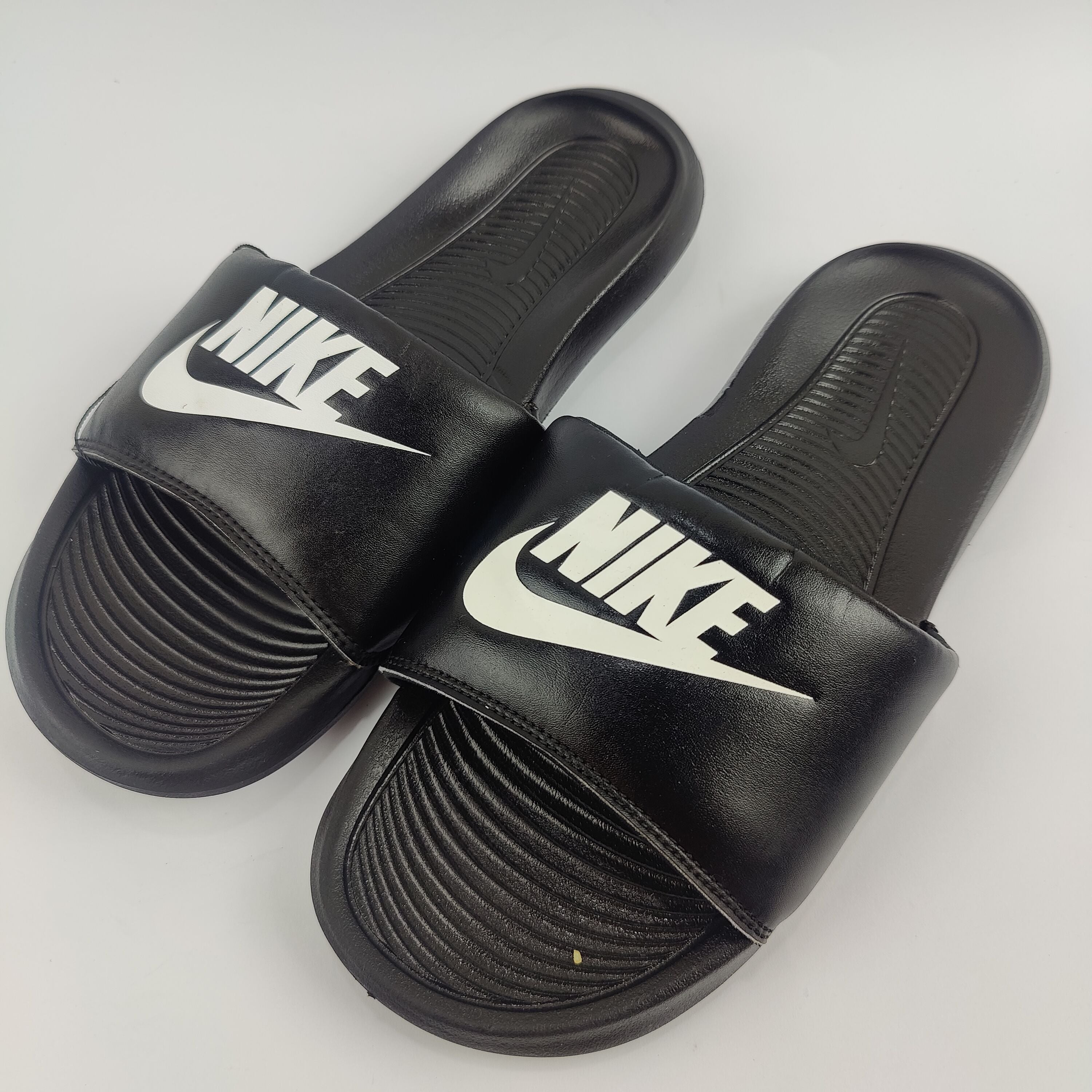 Nike One Victori Slides (UK/PK 8) - 4251128