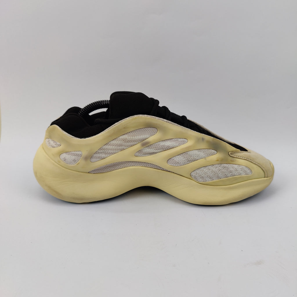 Adidas Yeezy "GLOW IN THE DARK" AZEAL 700 V3 - White - 4351222