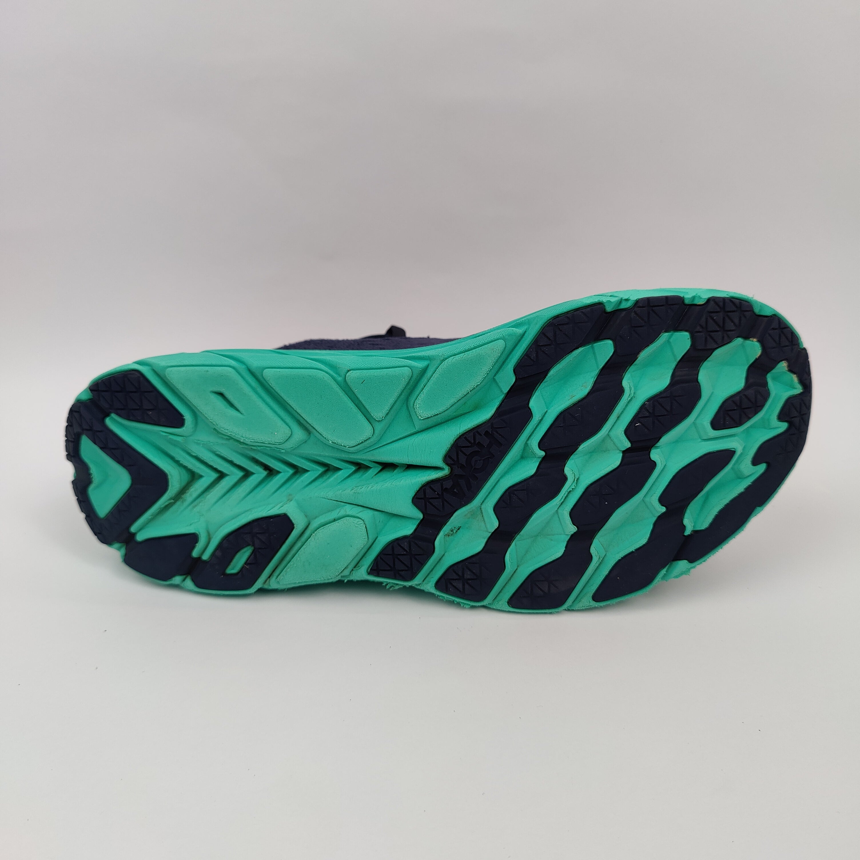 Hoka Clifton 8 - Black - 4051319