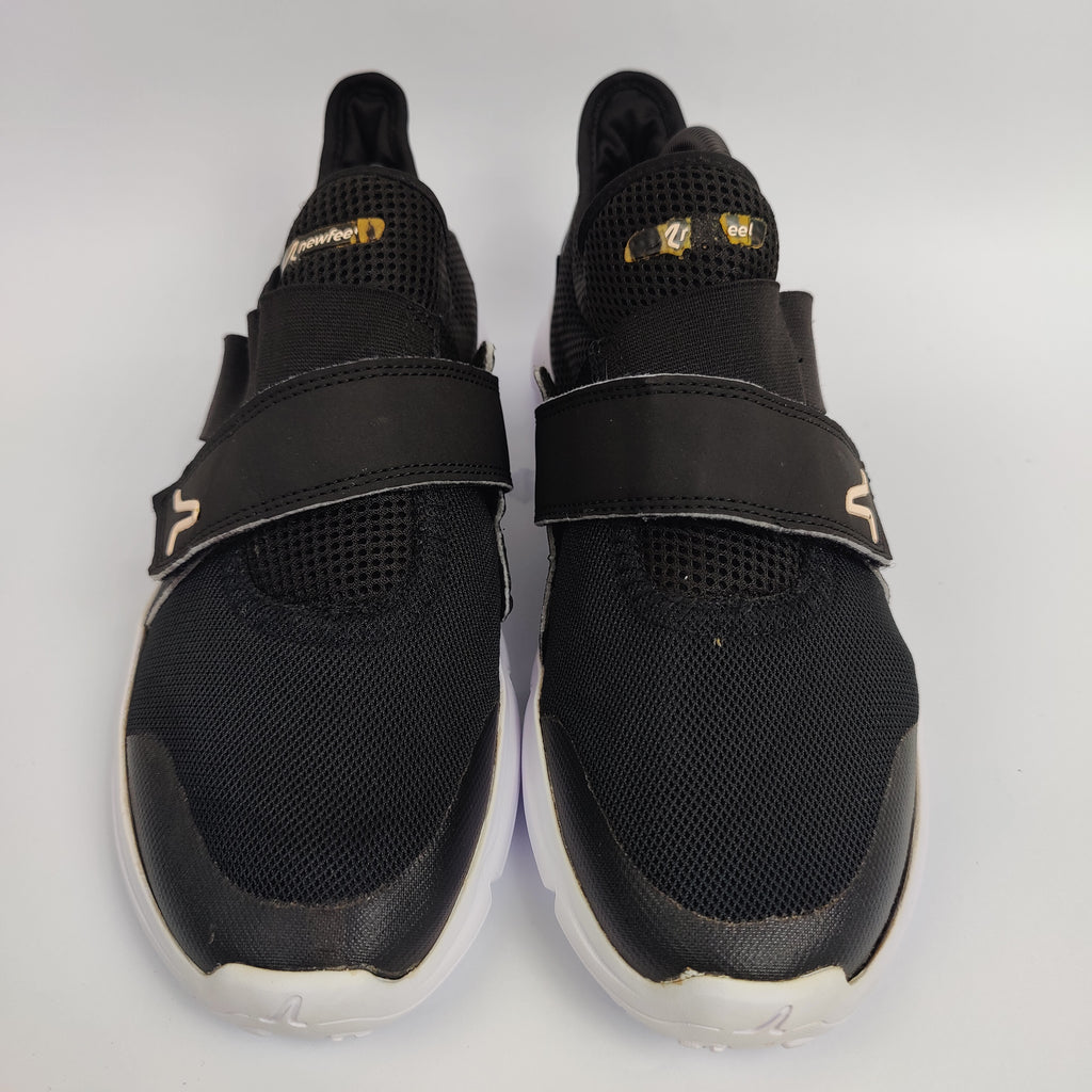 Newfeel Power Walking Shoes - Black - 4201612