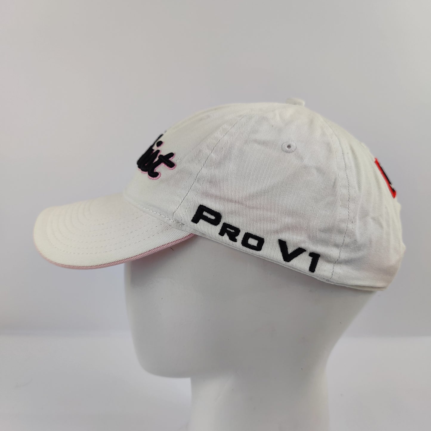 Titleist Pro V1 Golf Cap - White - 1064
