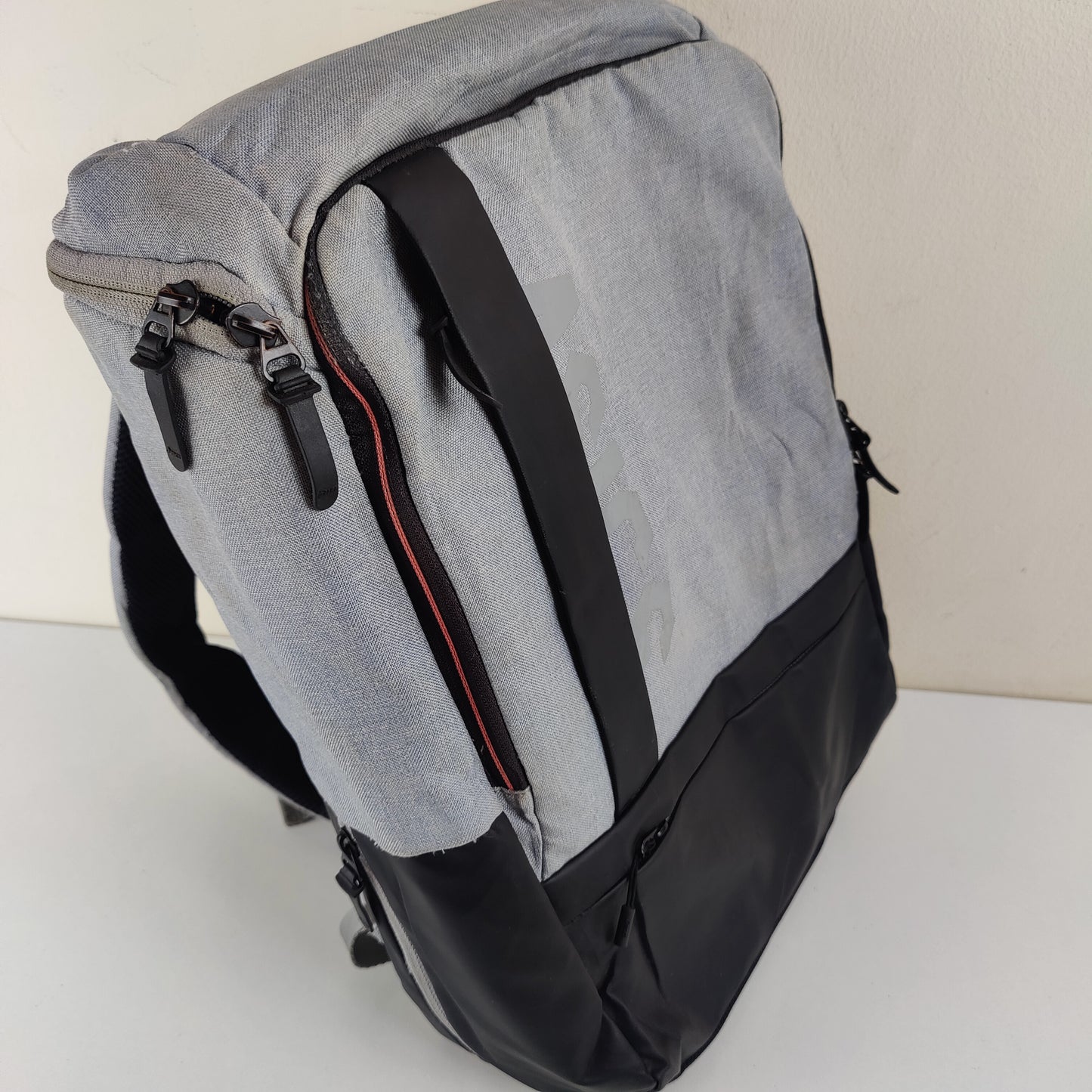 ASICS Sports Backpack - Grey - 1024