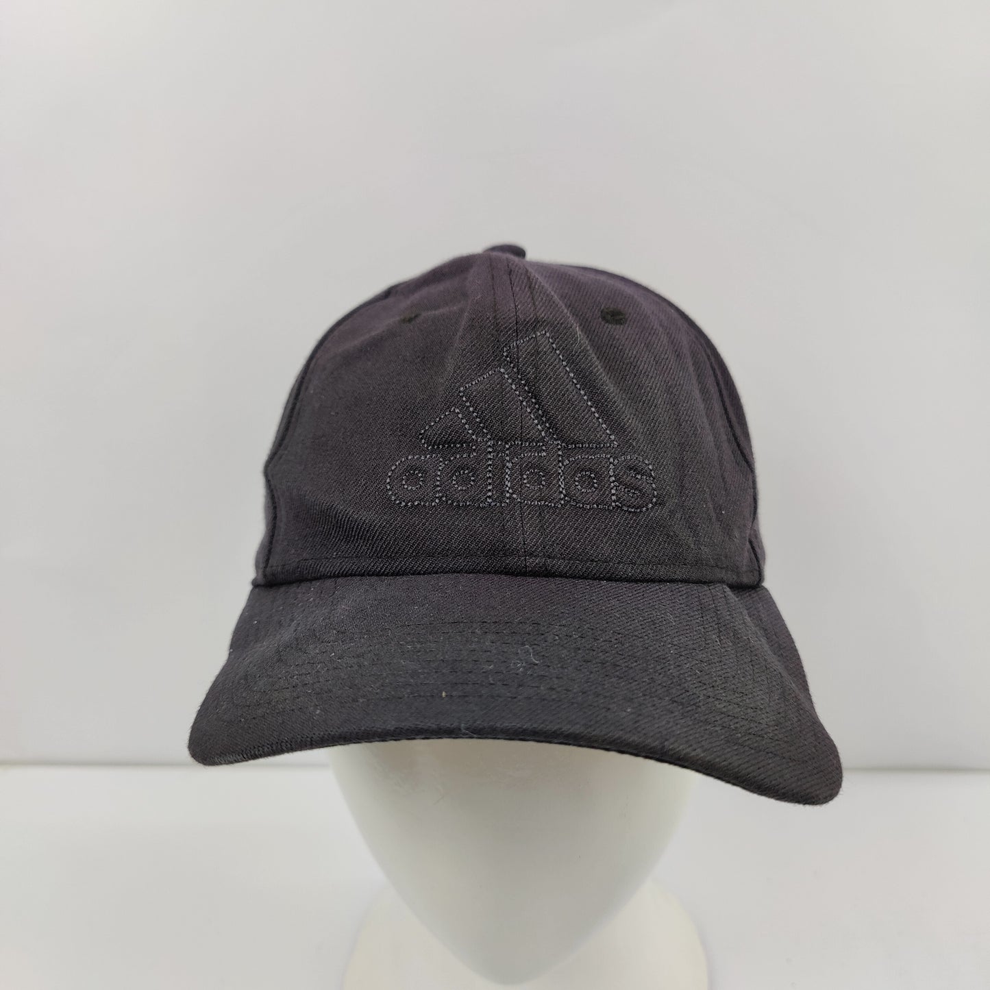 Adidas Embroidered Logo Cap - Black - 1168