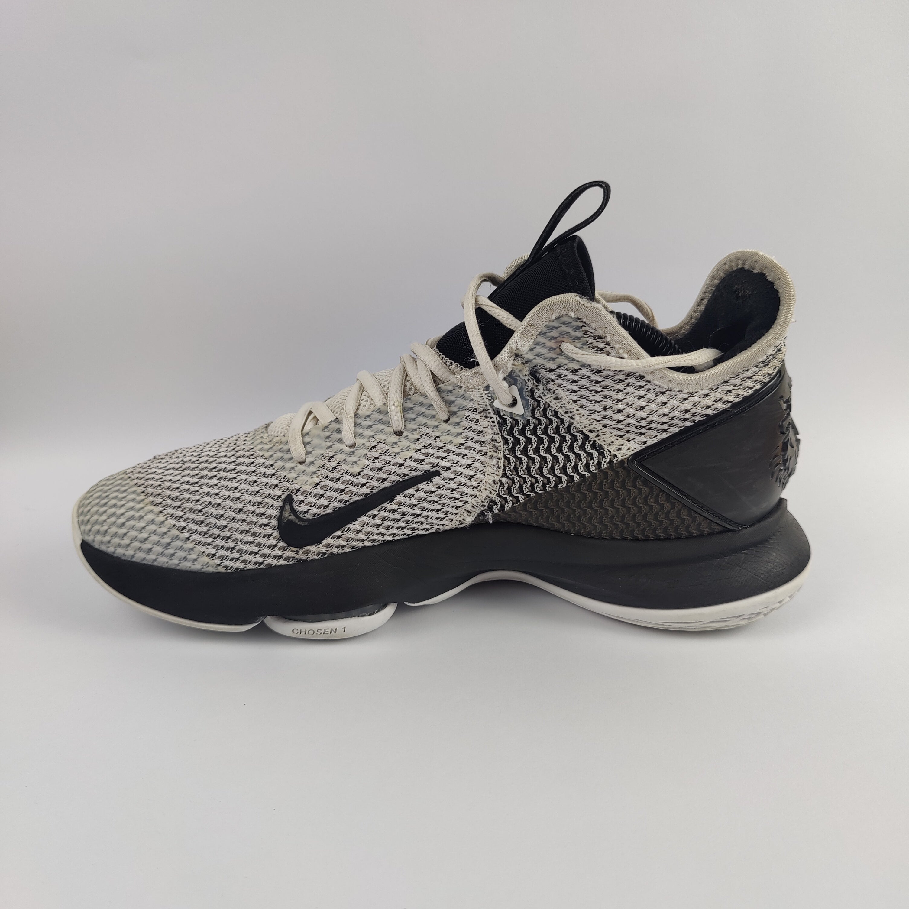 Nike Lebron Witness 4 - Grey - 4352057