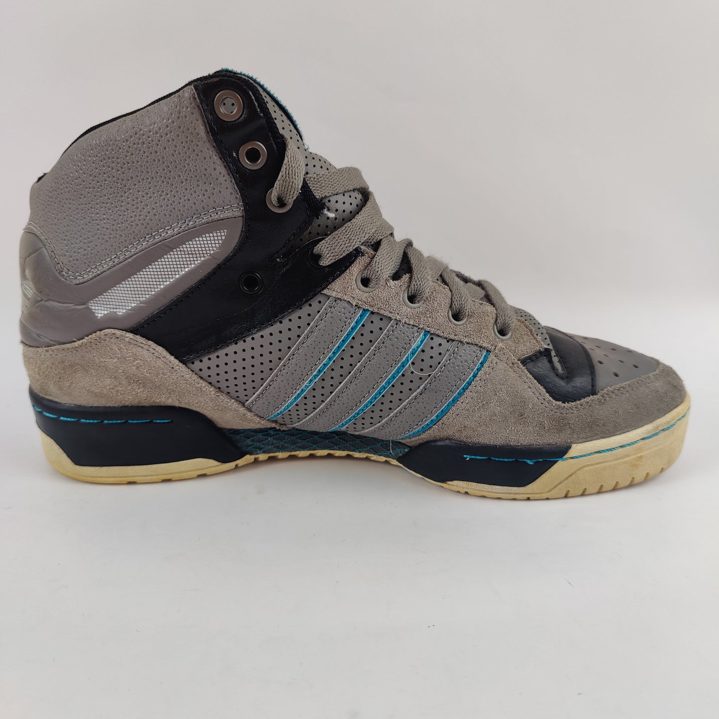 Adidas Metro Attitude 3 - Grey - 4402895