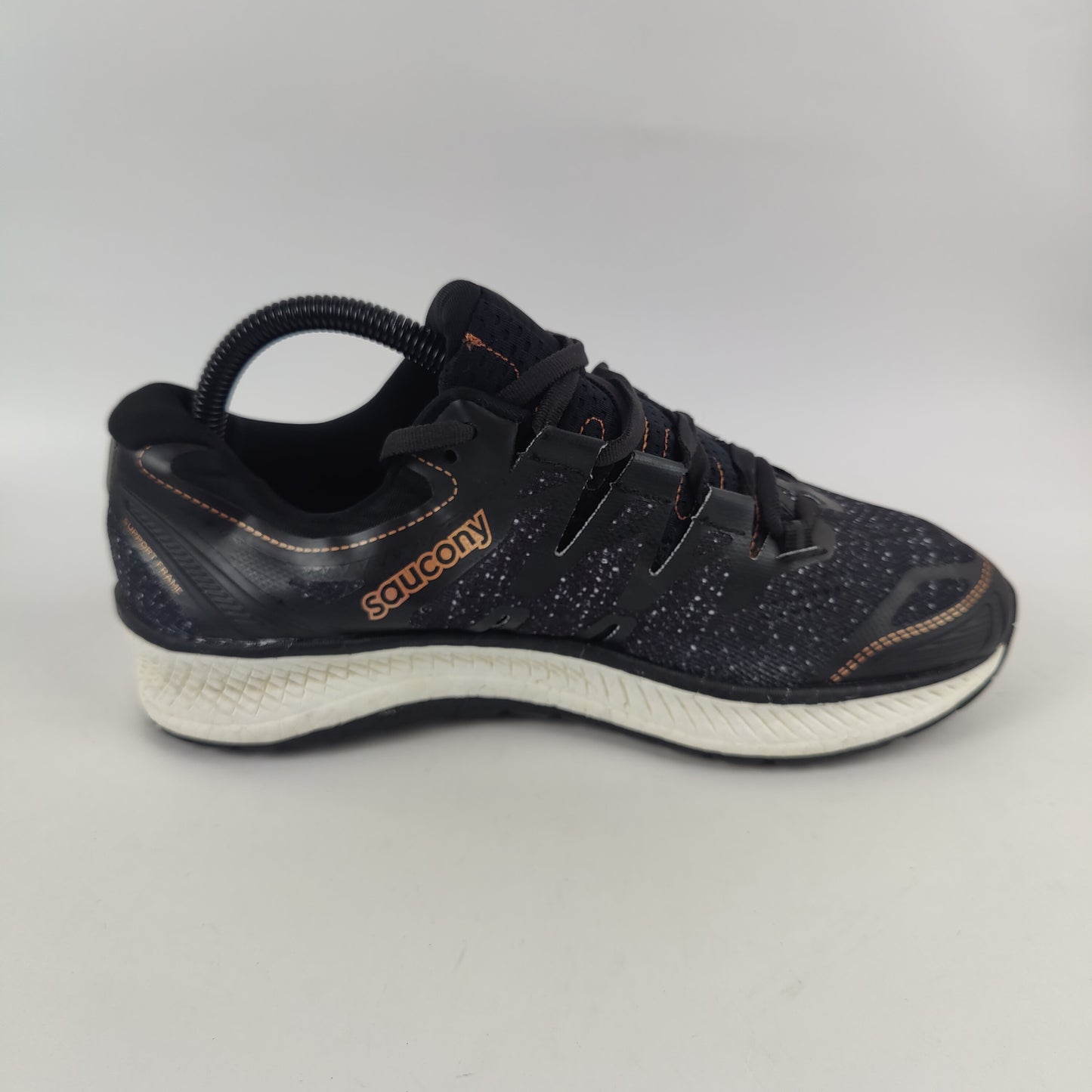 Saucony Triumph ISO 4 (UK/PK 5) - Black - 3903324