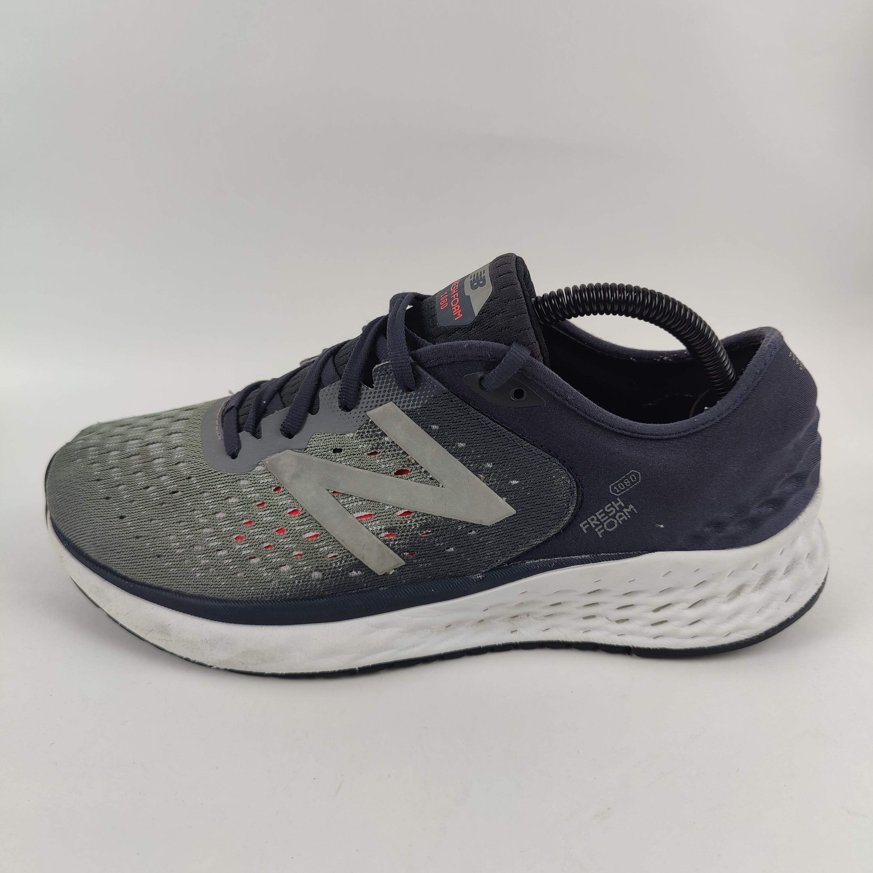 New Balance Fresh Foam 1080 (UK 9) - Grey - 4303336