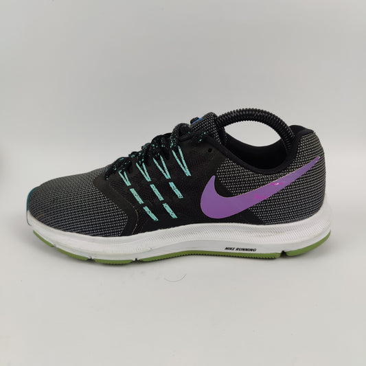 Nike Swift Run (UK 6.5) - Black - 4053519