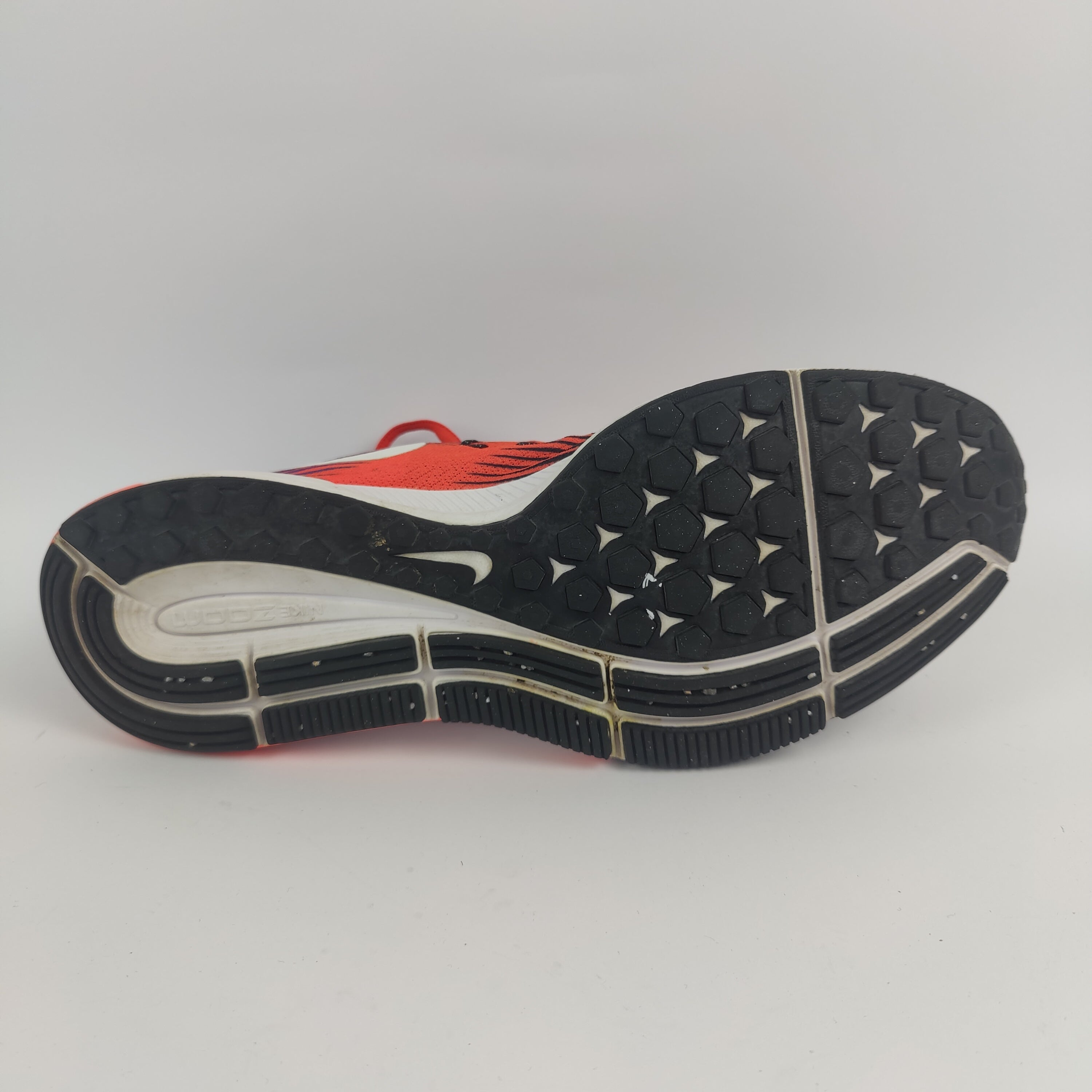 Nike Zoom Pegasus 33 (UK 11) - Red - 4603596