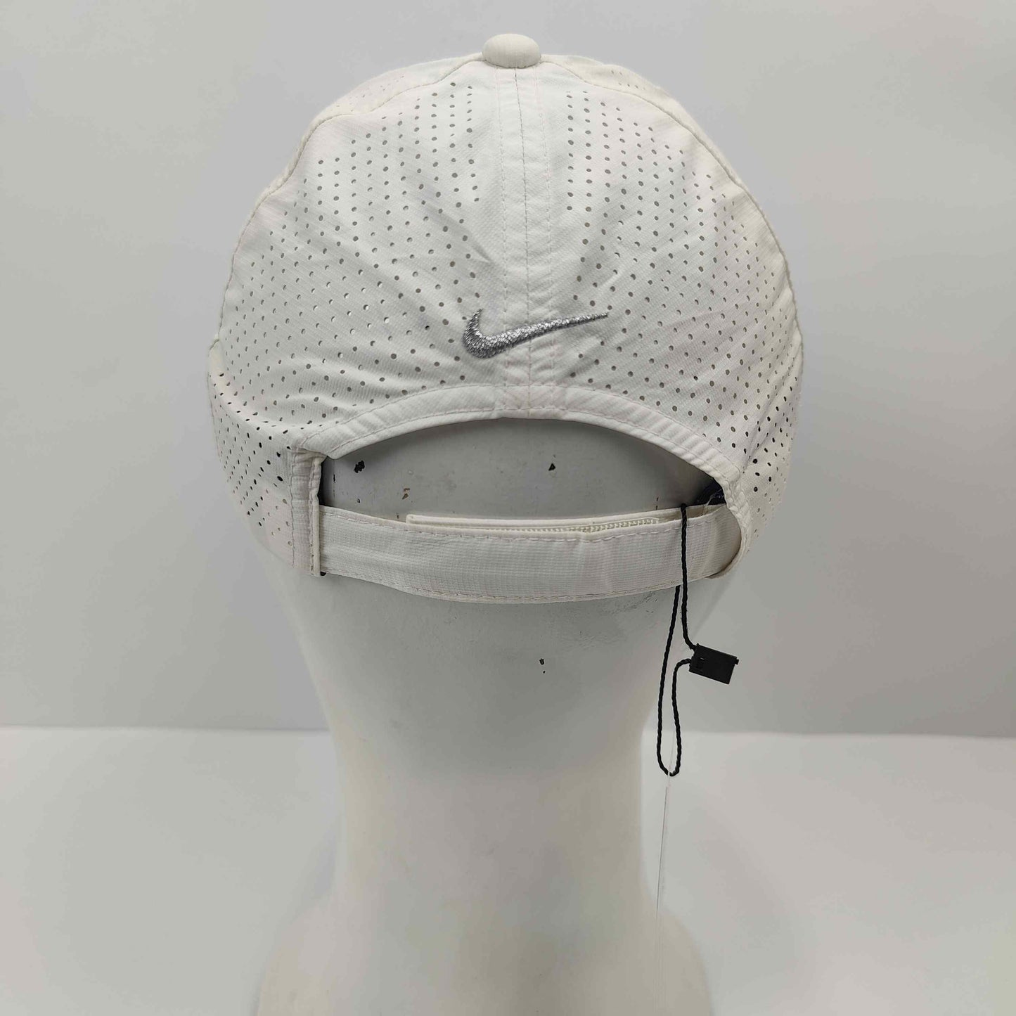 Nike DriFit Cap - White - 1377