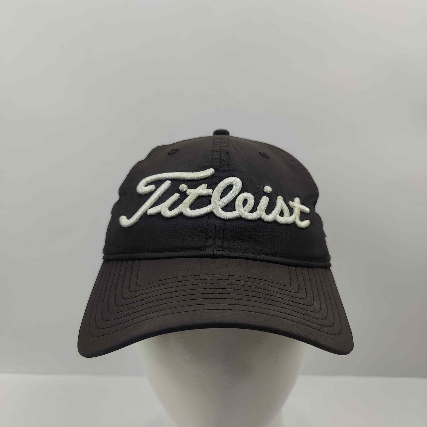 Titleist Golf V1 Pro Designer Cap - Black - 1414