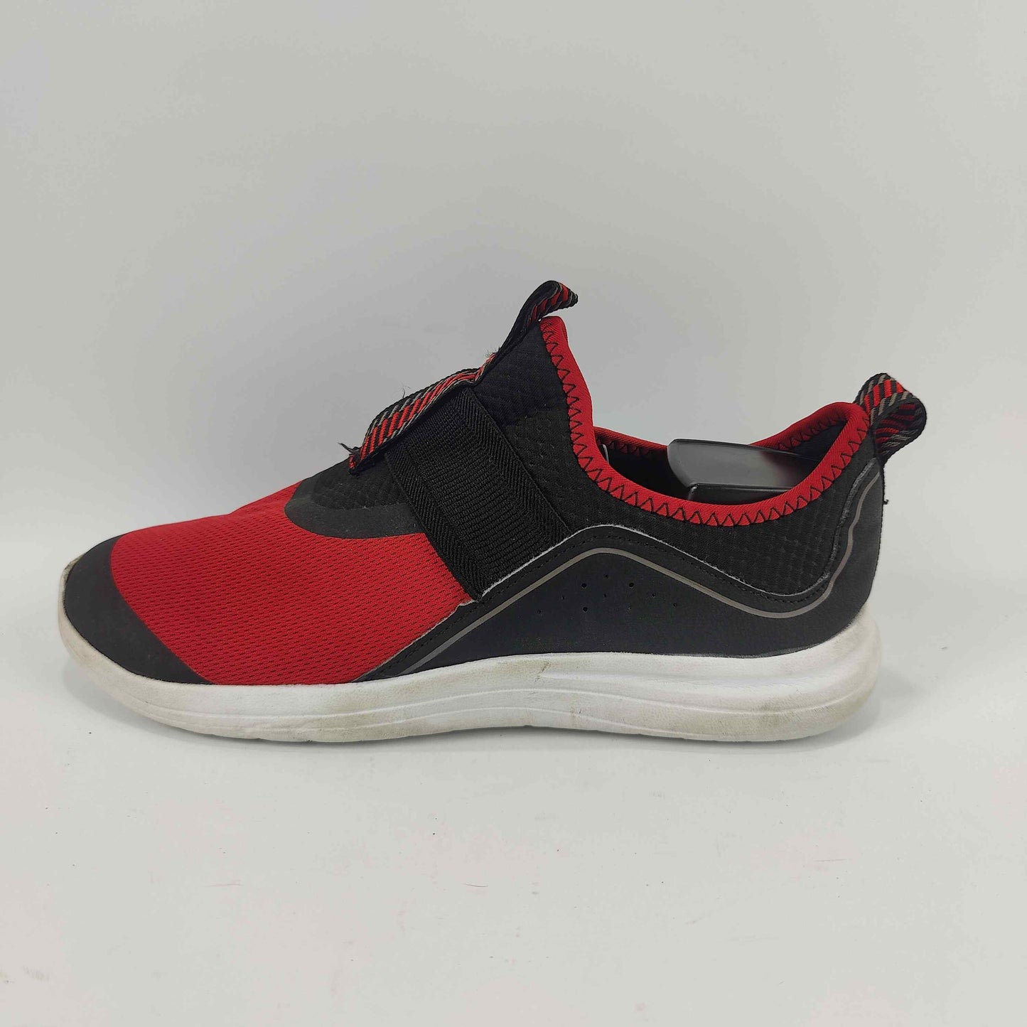 Non-marking Shoes (UK/PK 5) - Red - 3854258