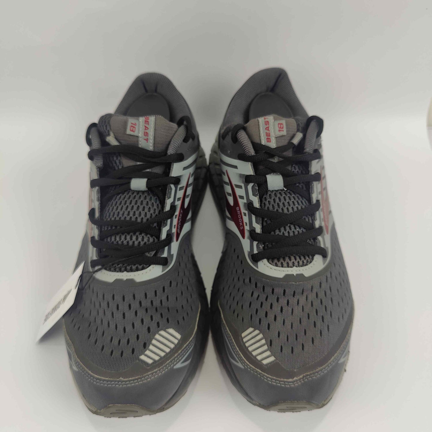 Brooks Beast 18 (UK/PK 12) - Black - 4754517