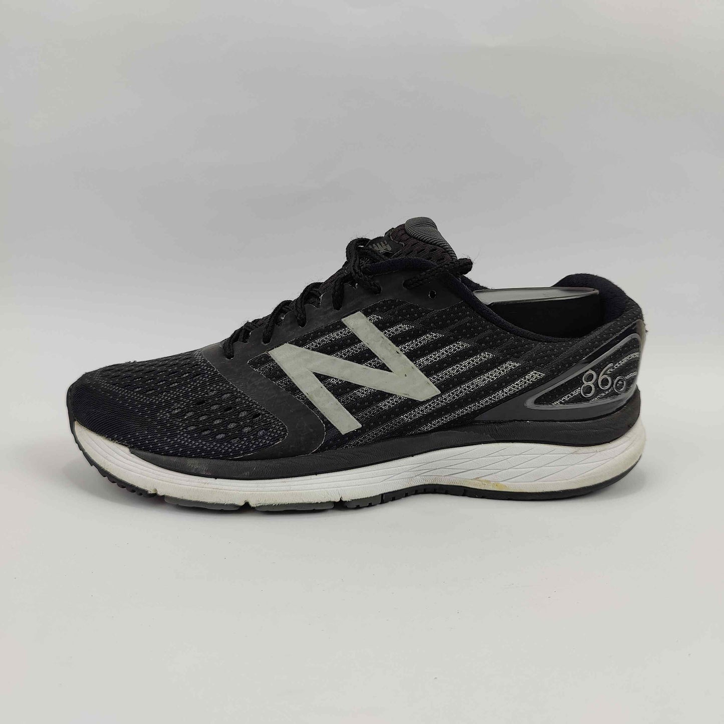 New Balance 860v9 (UK/PK 7) - Black - 4104475