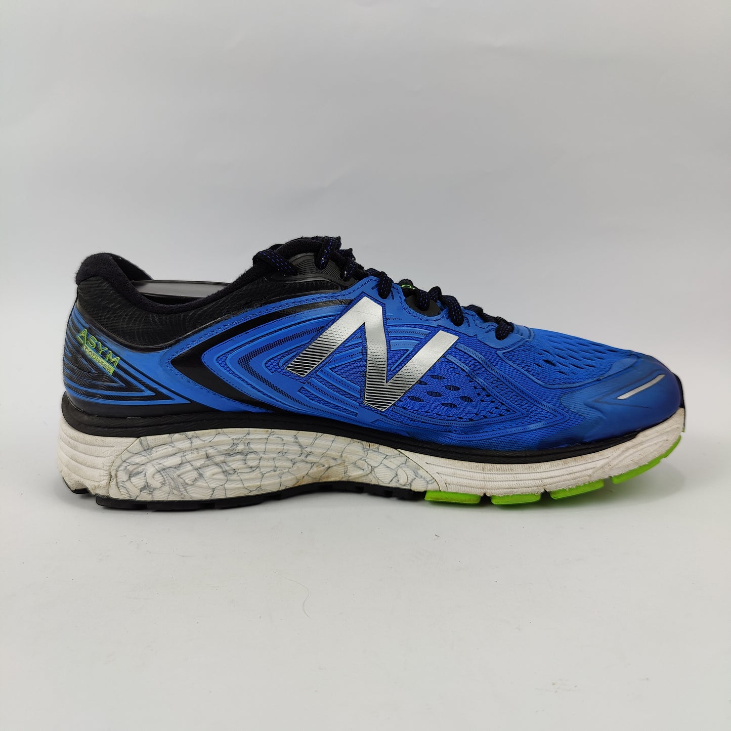 New Balance Fresh Foam 860v8 (UK/PK 9.5) - Blue - 4404581