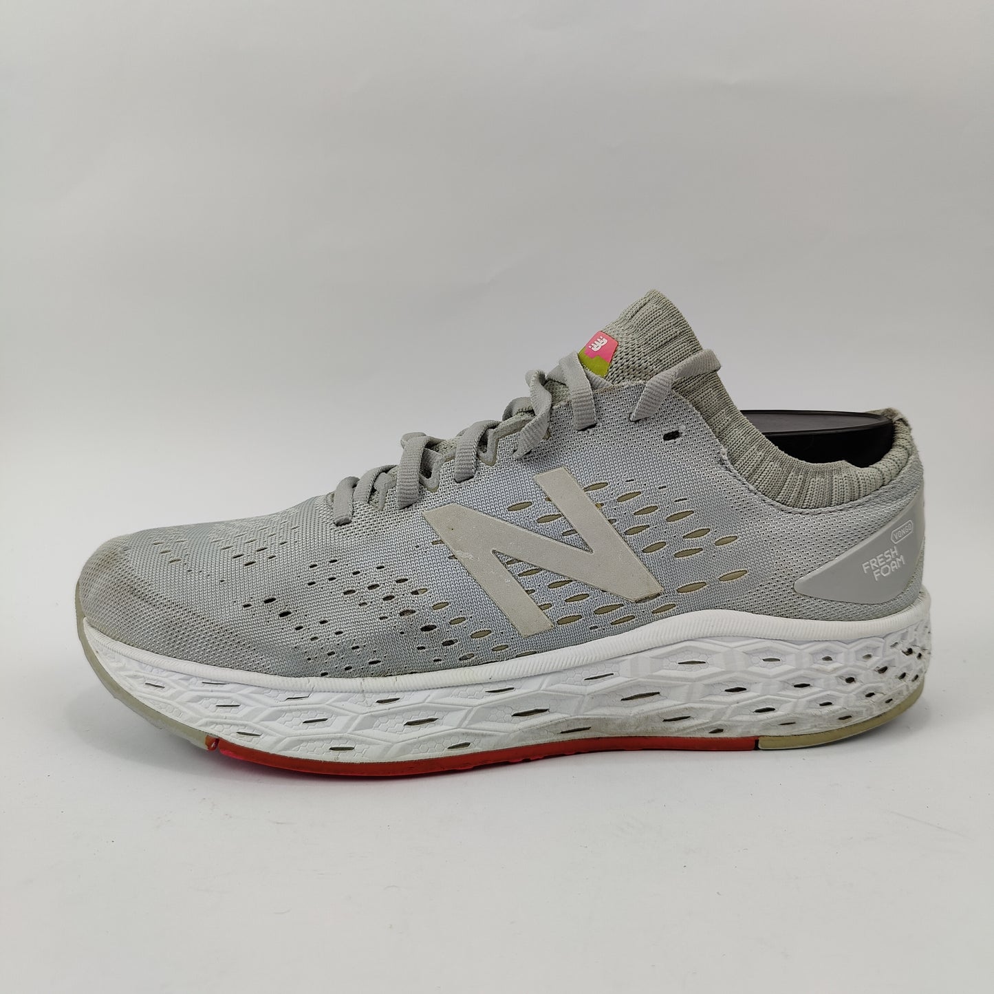 New Balance Fresh Foam Vongo (UK/PK 7.5) - Grey - 4104572