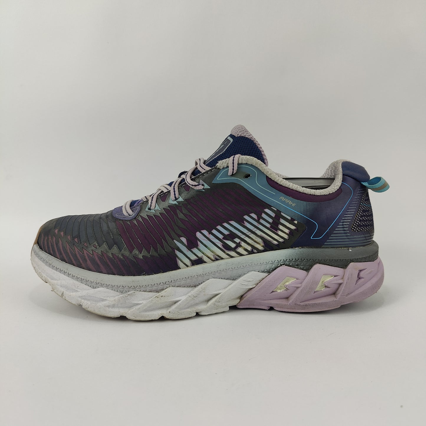 HOKA Arahi 7 (UK/PK 7.5) - Black - 4104677