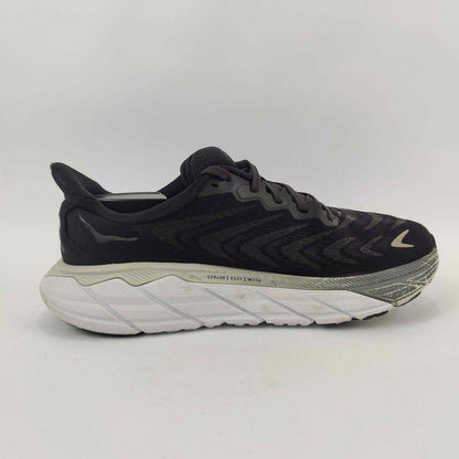 HOKA Arahi 6 (UK/PK 7.5) - Black - 4154707