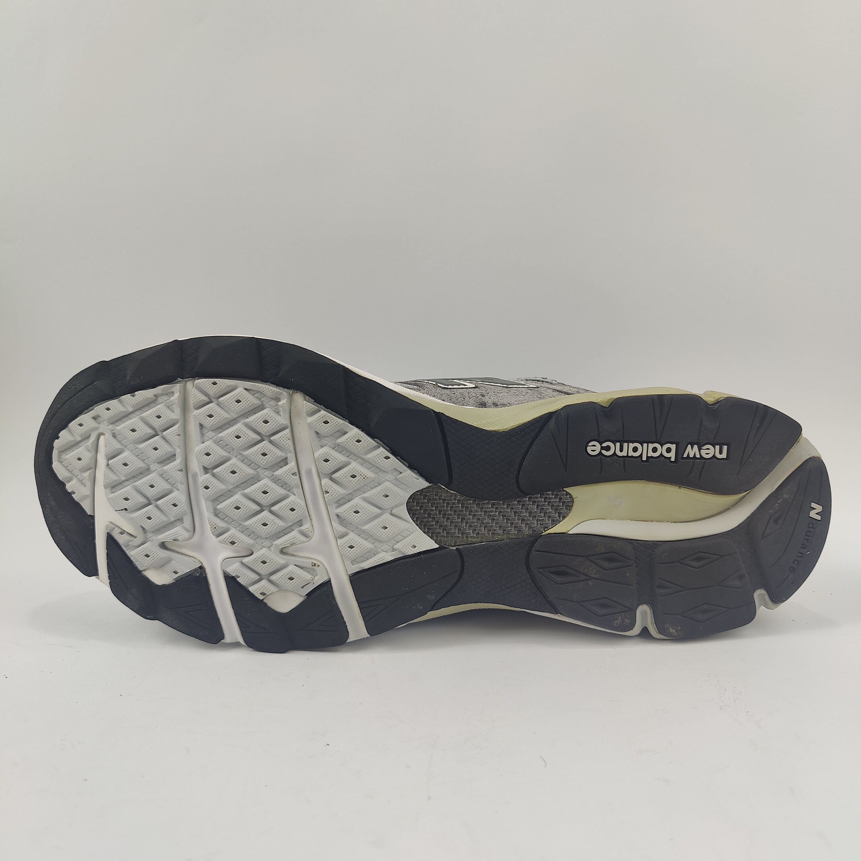 New Balance 990v3 (UK/PK 10.5) - Grey - 4504871 SE