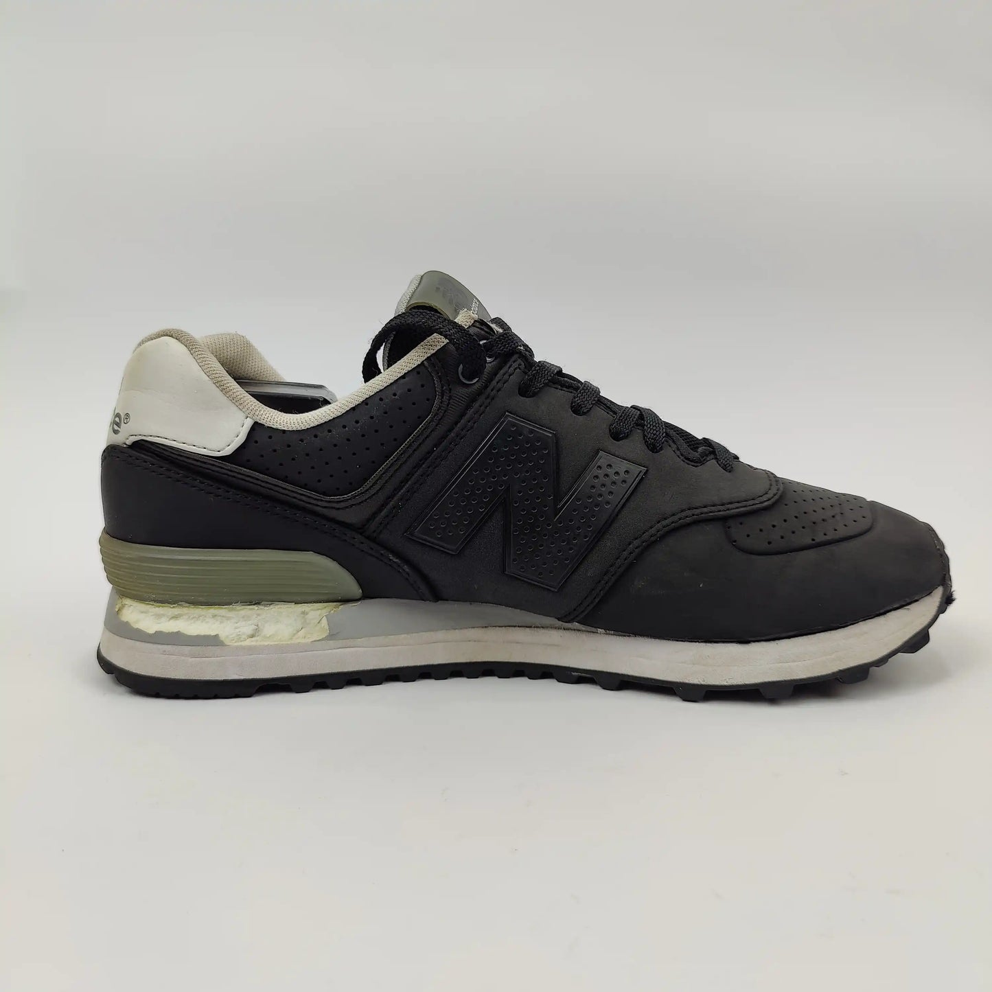 New Balance 574 (UK/PK 8) - Black - 4204852 SE