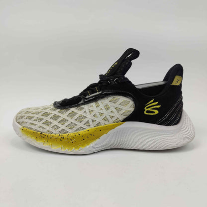 Under Armour Curry Flow 9 (UK/PK 6) - White - 4005078