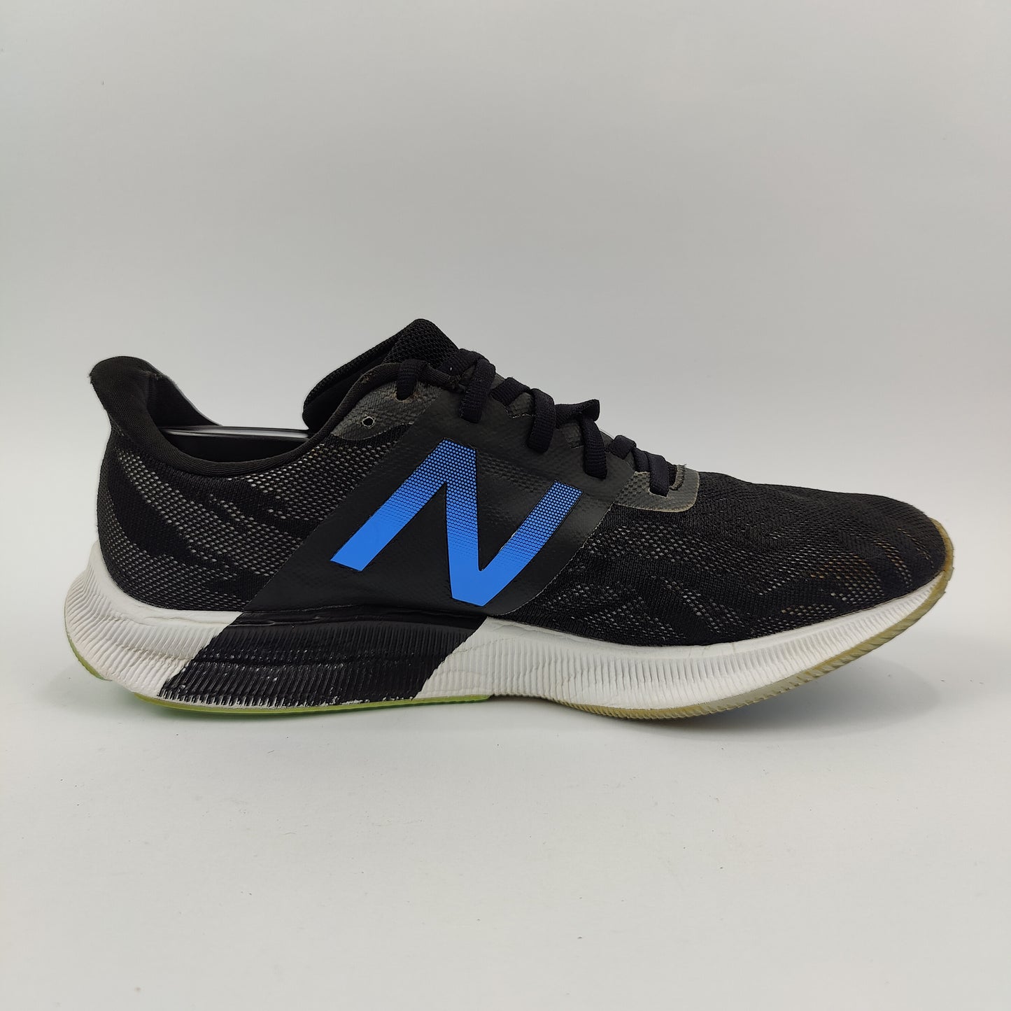 New Balance Fuel Cell 890 (UK/PK 9) - Black- 4304858