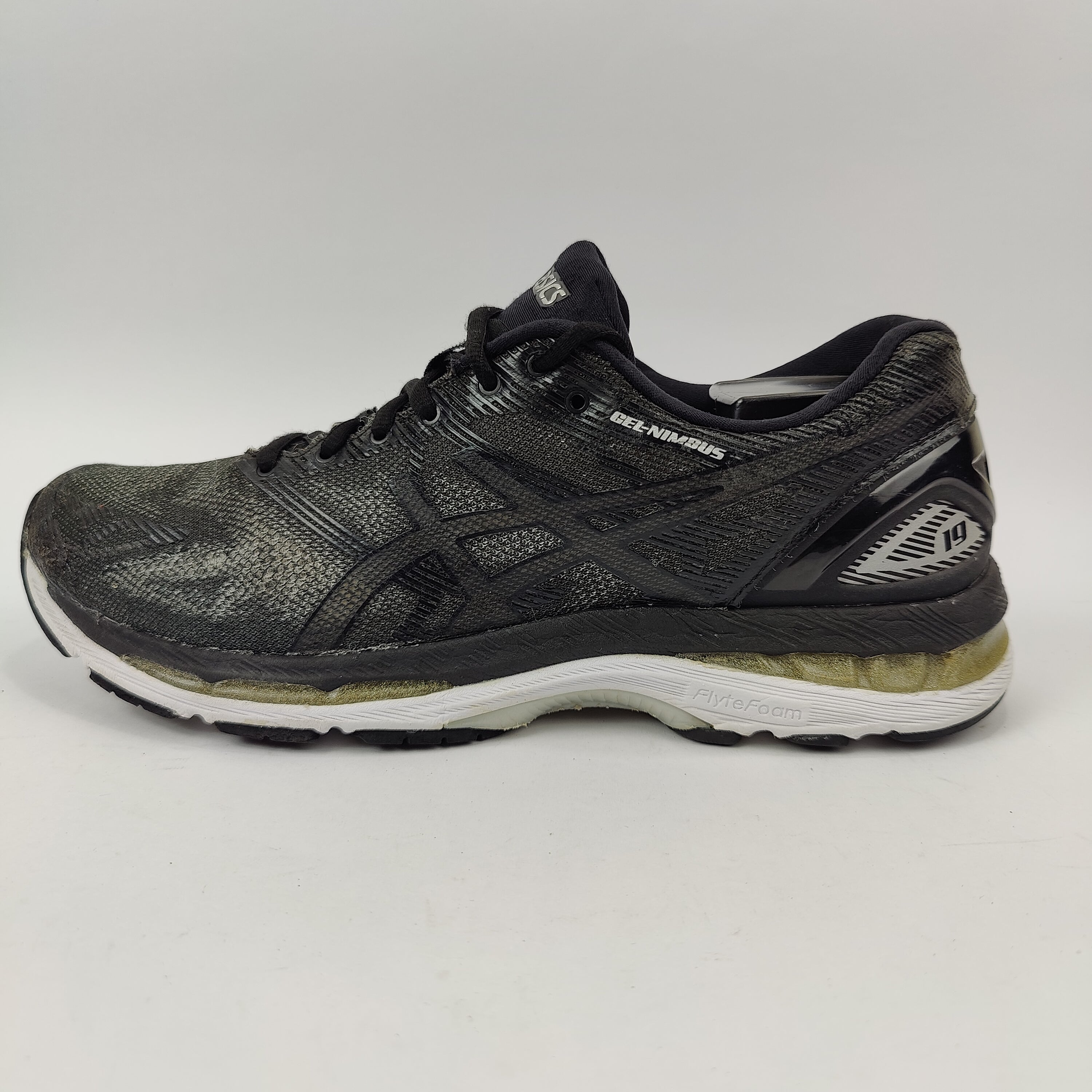 Asics nimbus 19 fashion black