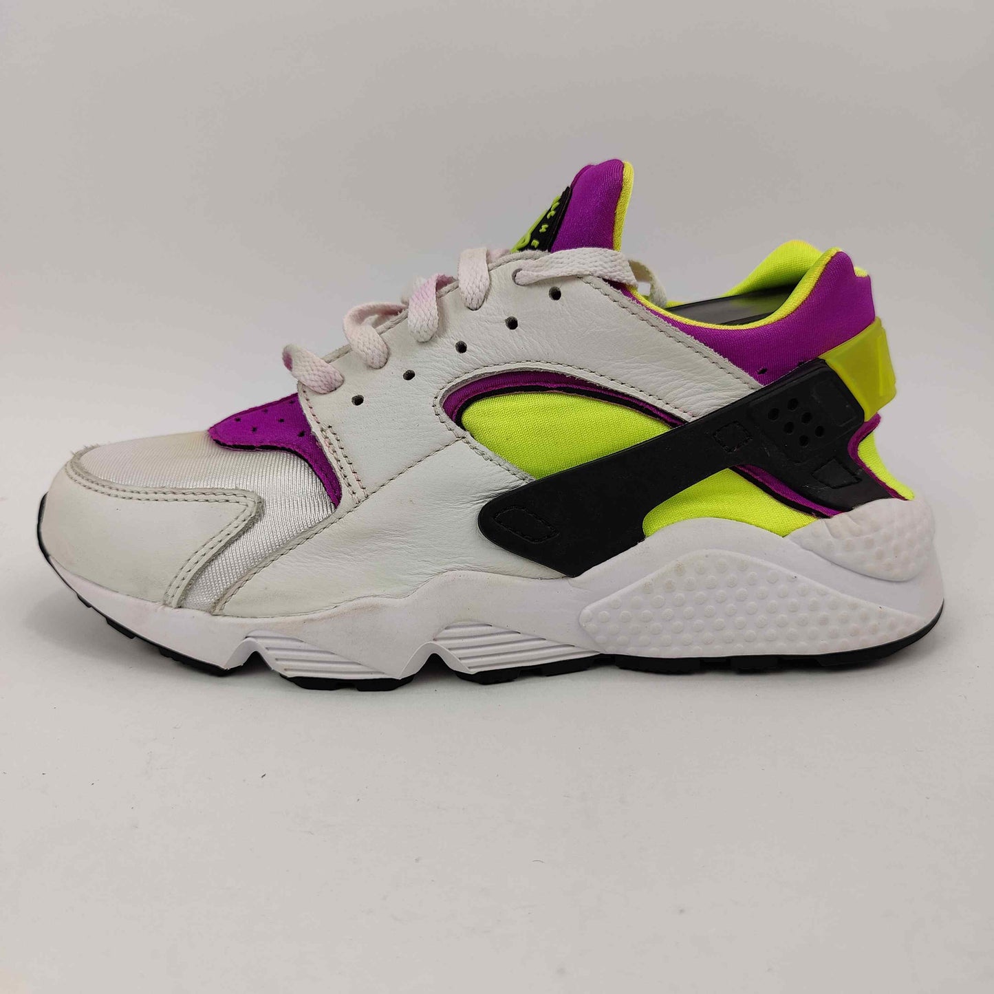 Nike Air Huarache Run (UK/PK 7.5) - Multicolor - 4205471