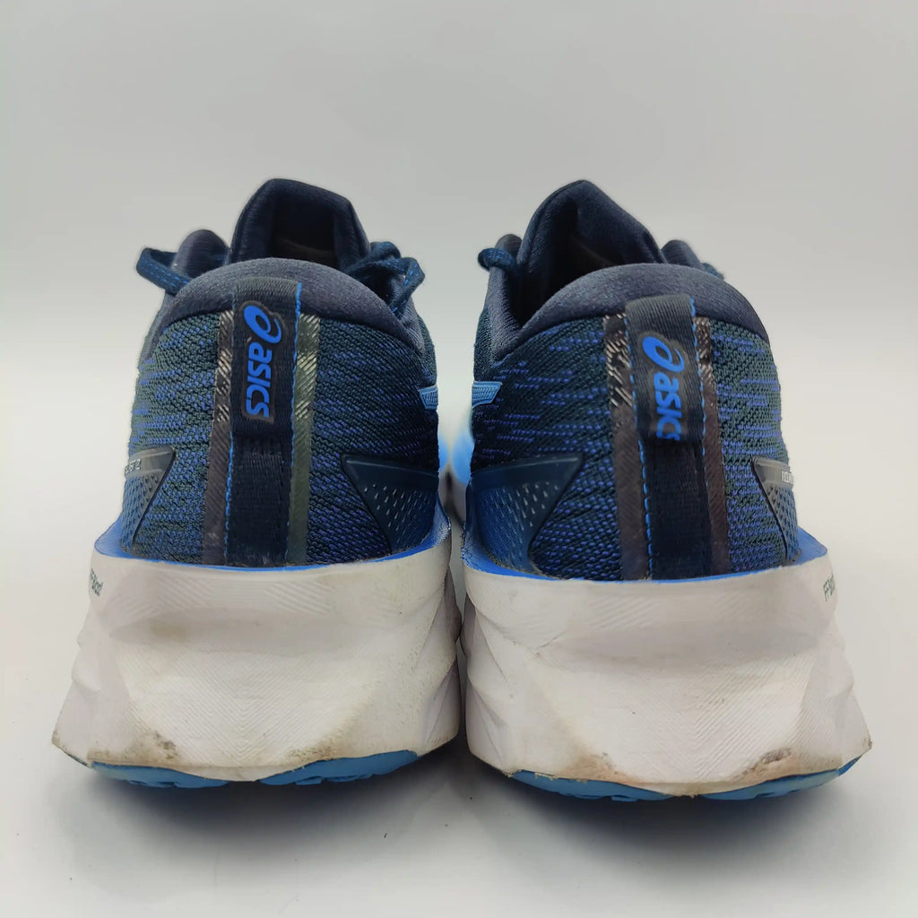 ASICS Novablast 2 (UK/PK 9) - Blue - 4355842