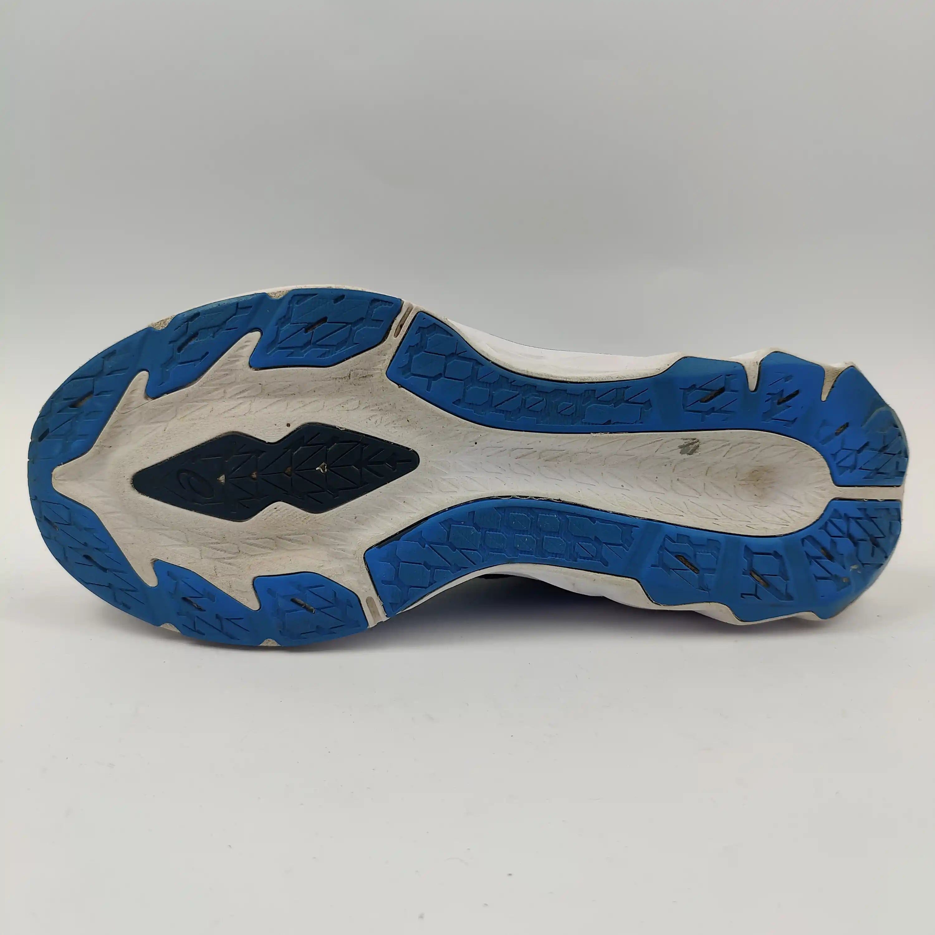 ASICS Novablast 2 (UK/PK 9) - Blue - 4355842