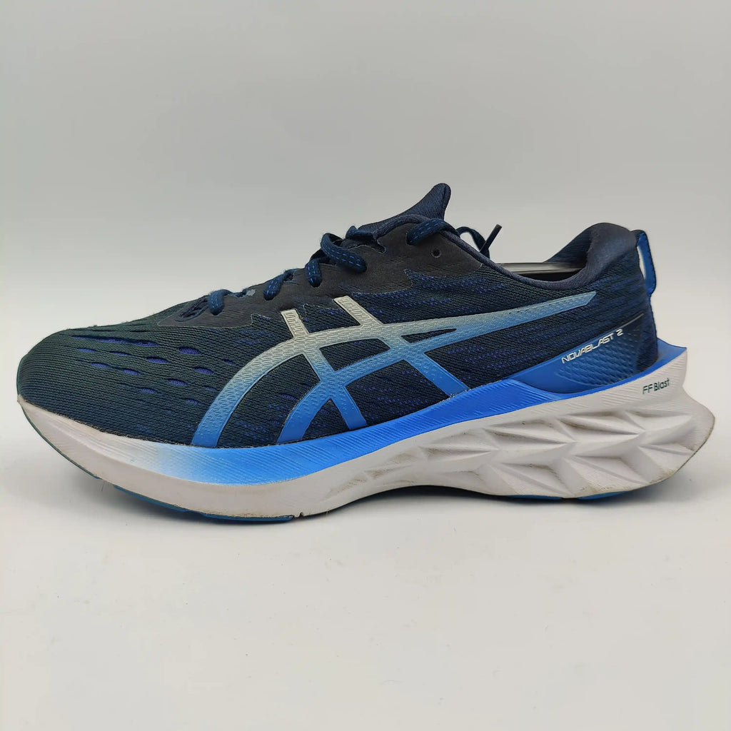 ASICS Novablast 2 (UK/PK 9) - Blue - 4355842
