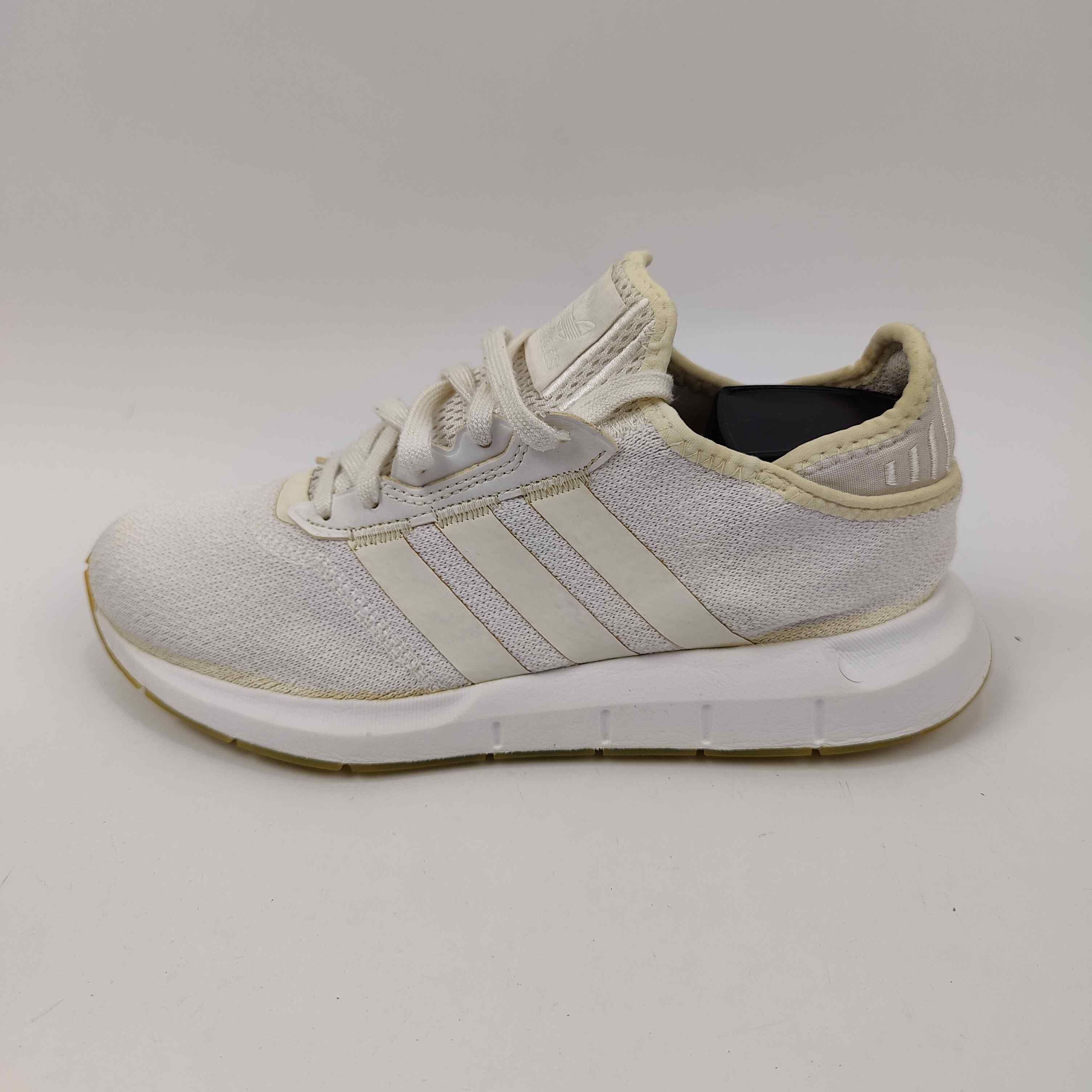 Adidas Swift Run X UK PK 7 White 4106192