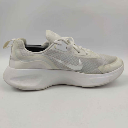 Nike WearAllDay (UK/PK 6.5) - White - 4056452