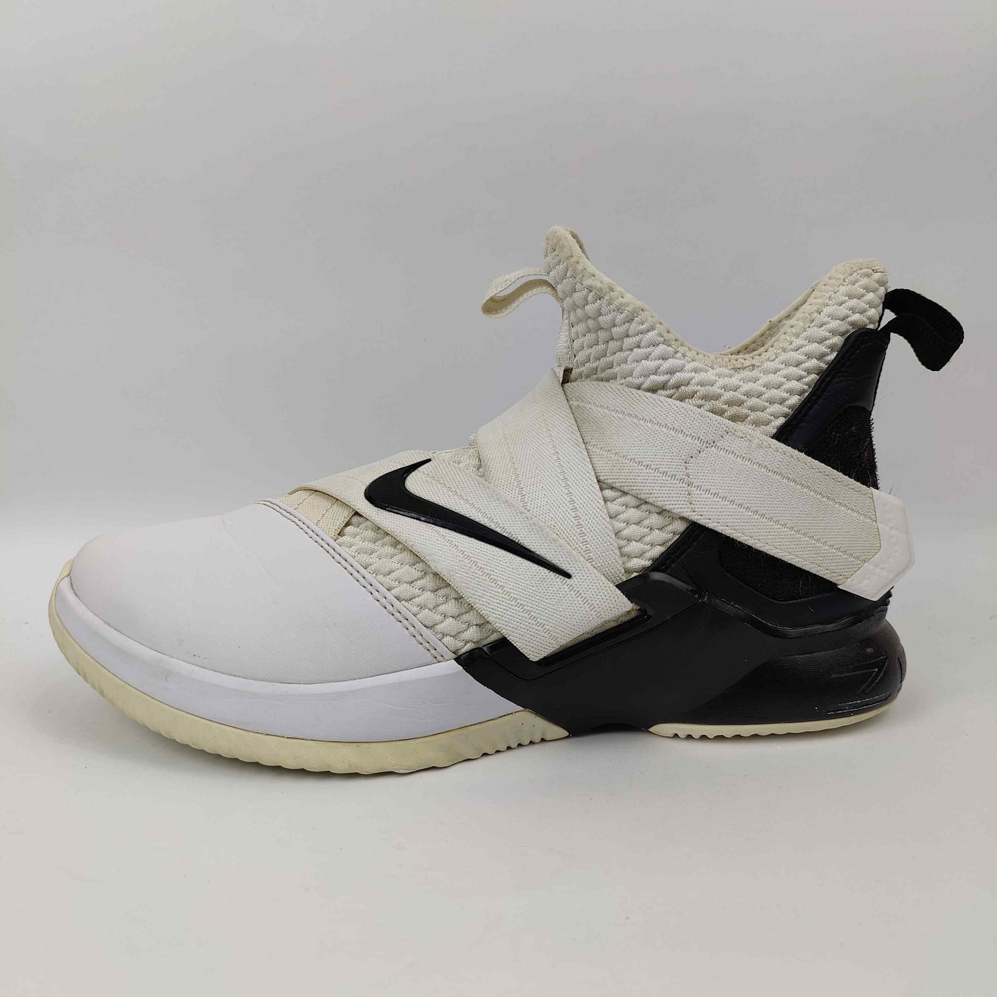 Nike Lebron Soldier 12 (UK/PK 7.5) - White - 4206826