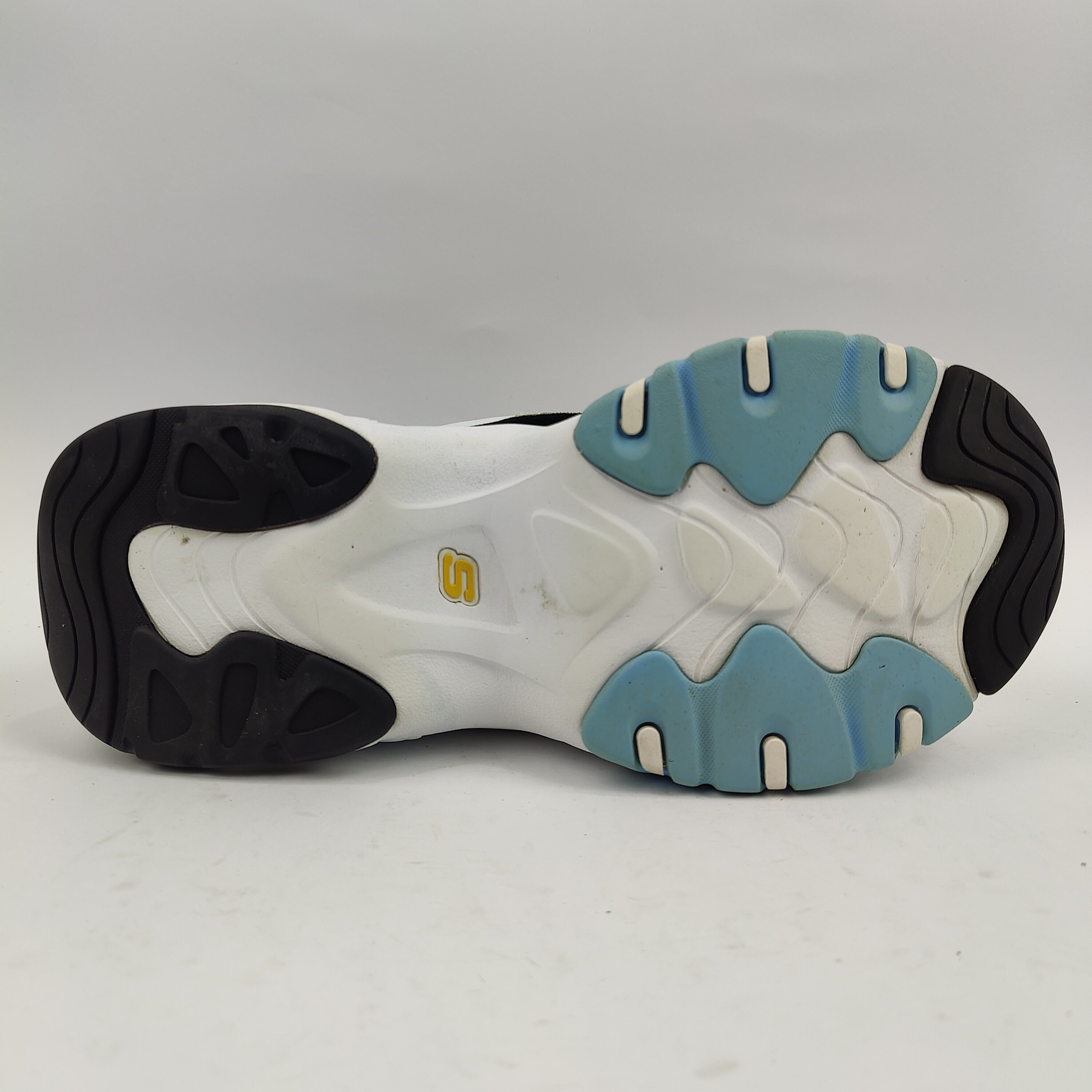 Skechers D'lite 4.0 (UK/PK 6.5) - White - 4007101
