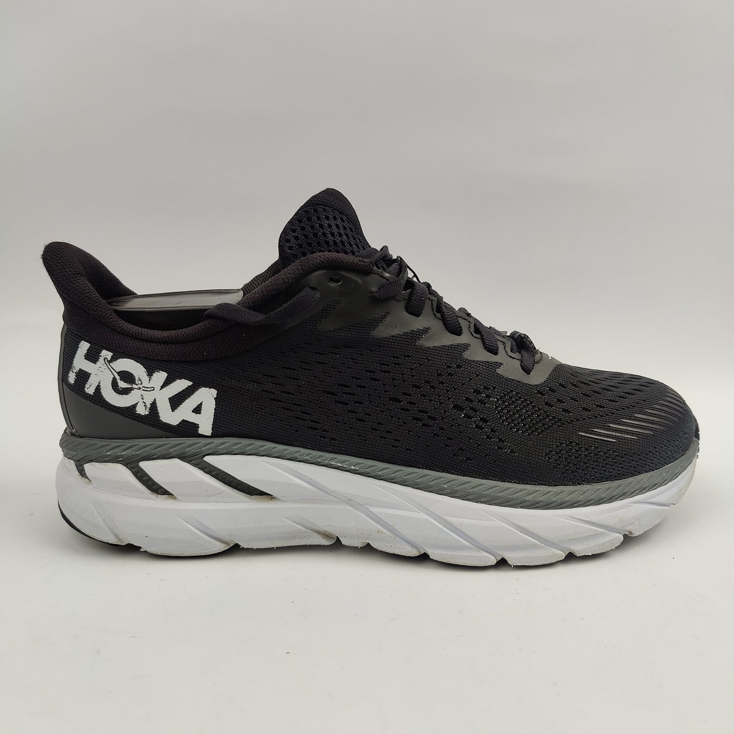 HOKA One One Clifton 8 (UK/PK 5.5) - Black - 3857173