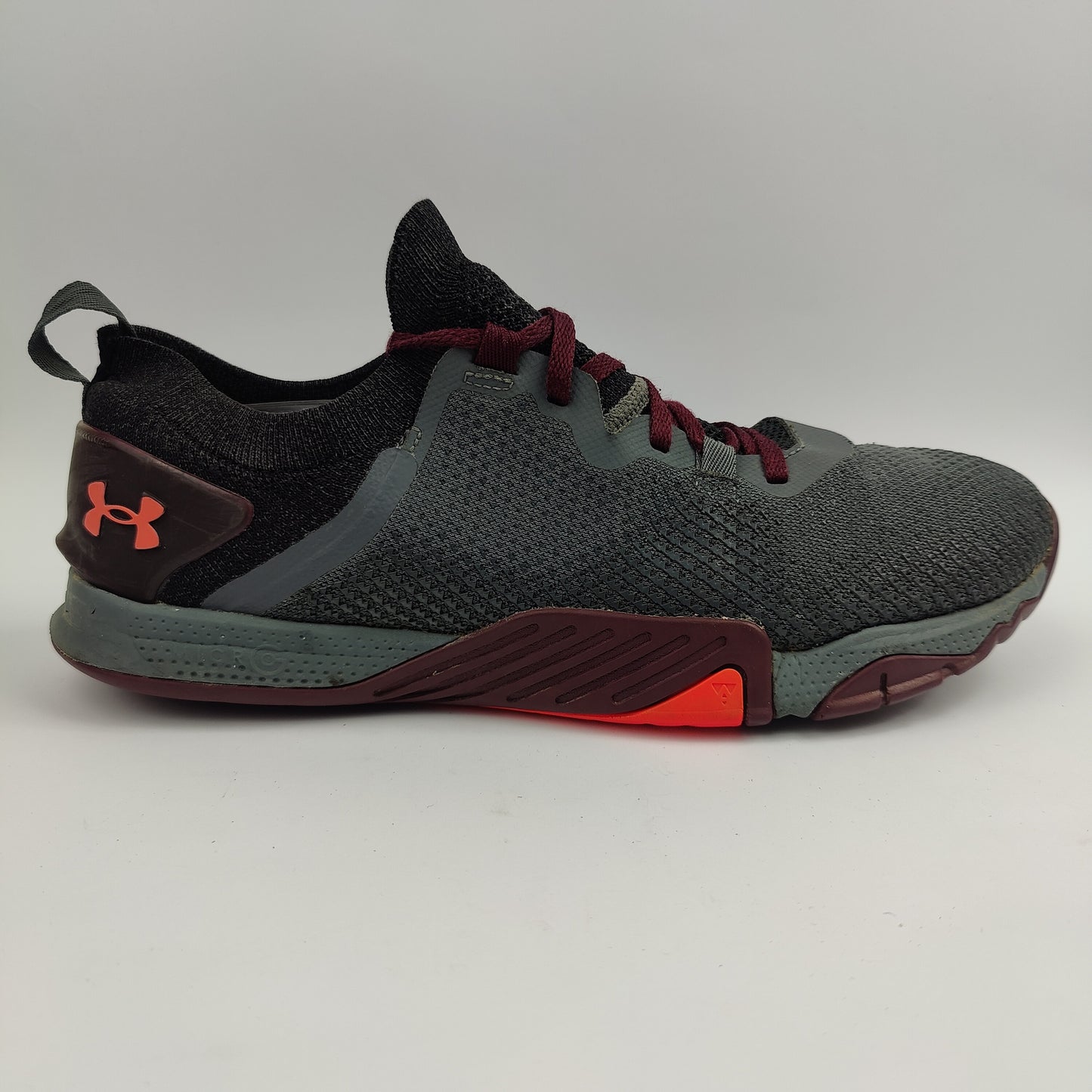 Under Armour TriBase Reign 3 (UK/PK 9) - Grey - 4407160