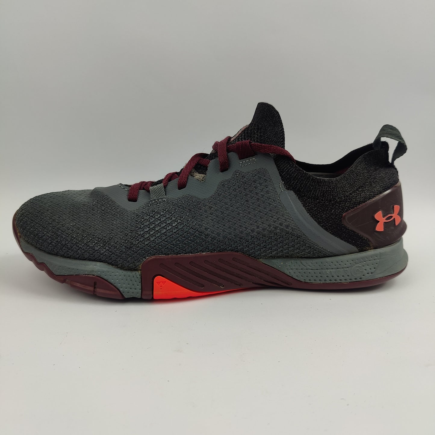 Under Armour TriBase Reign 3 (UK/PK 9) - Grey - 4407160