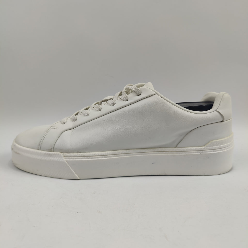 ZARA Sneaker (UK/PK 10) - White - 4407314