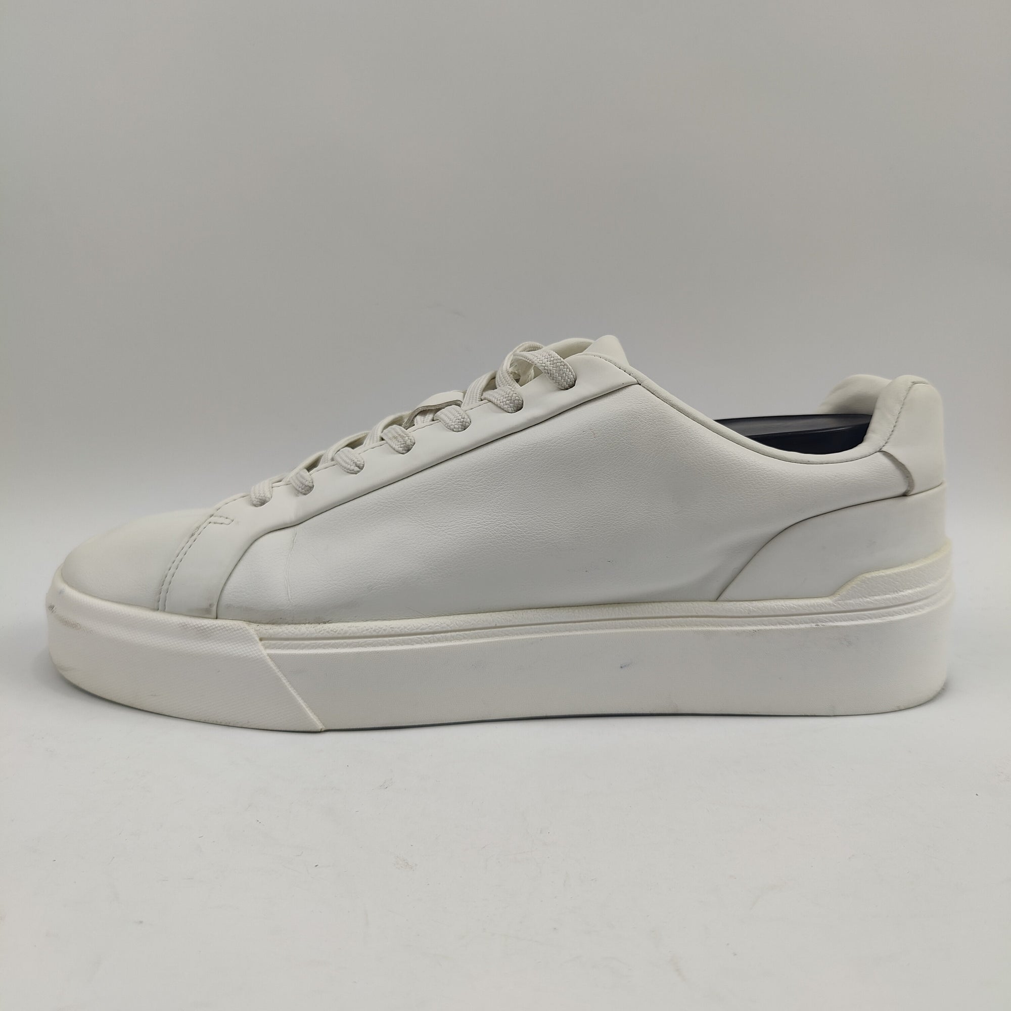 ZARA Sneaker (UK/PK 10) - White - 4407314